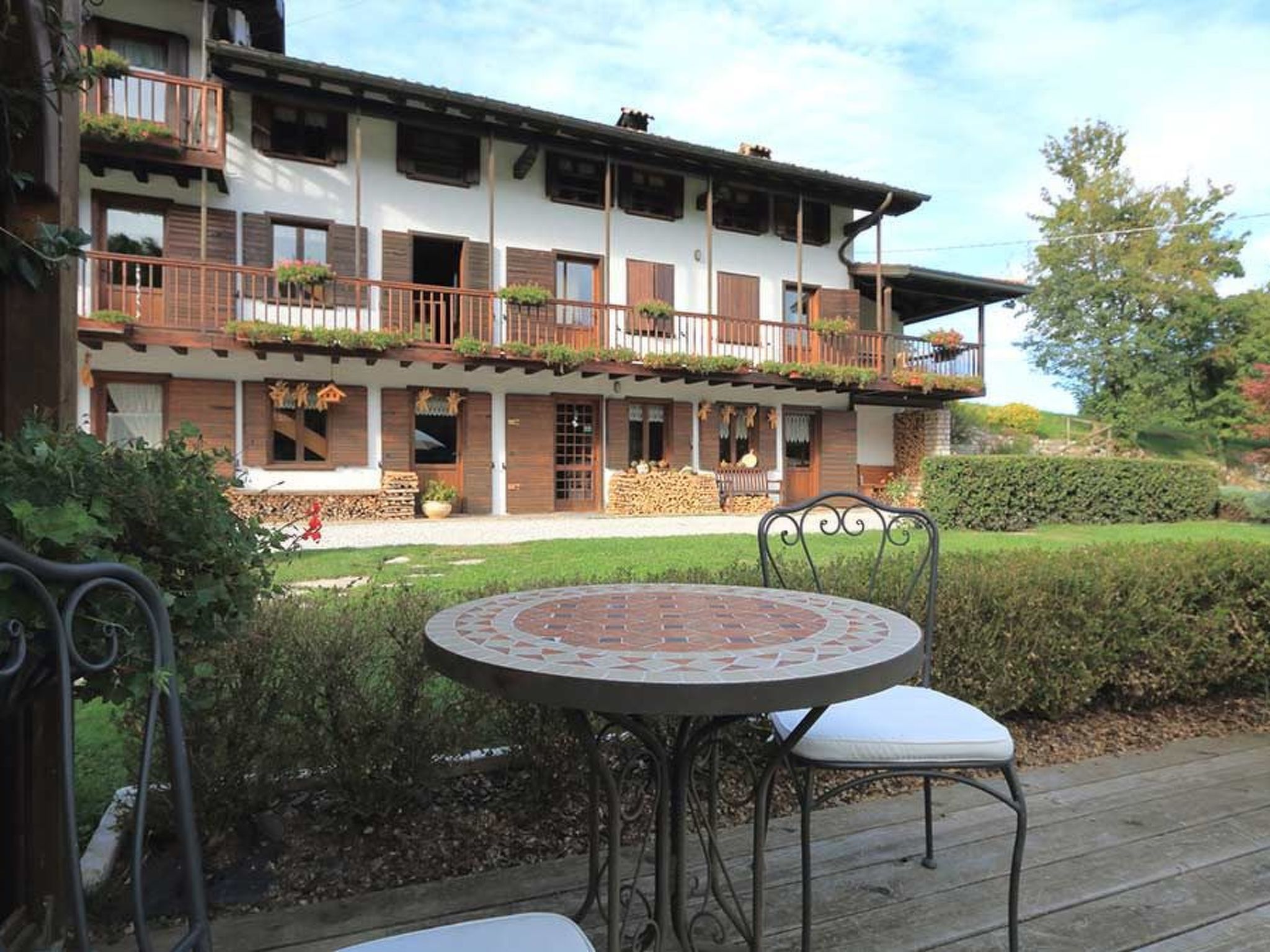 Duck's Cottage für einen Dolomitenurlaub-Buiten