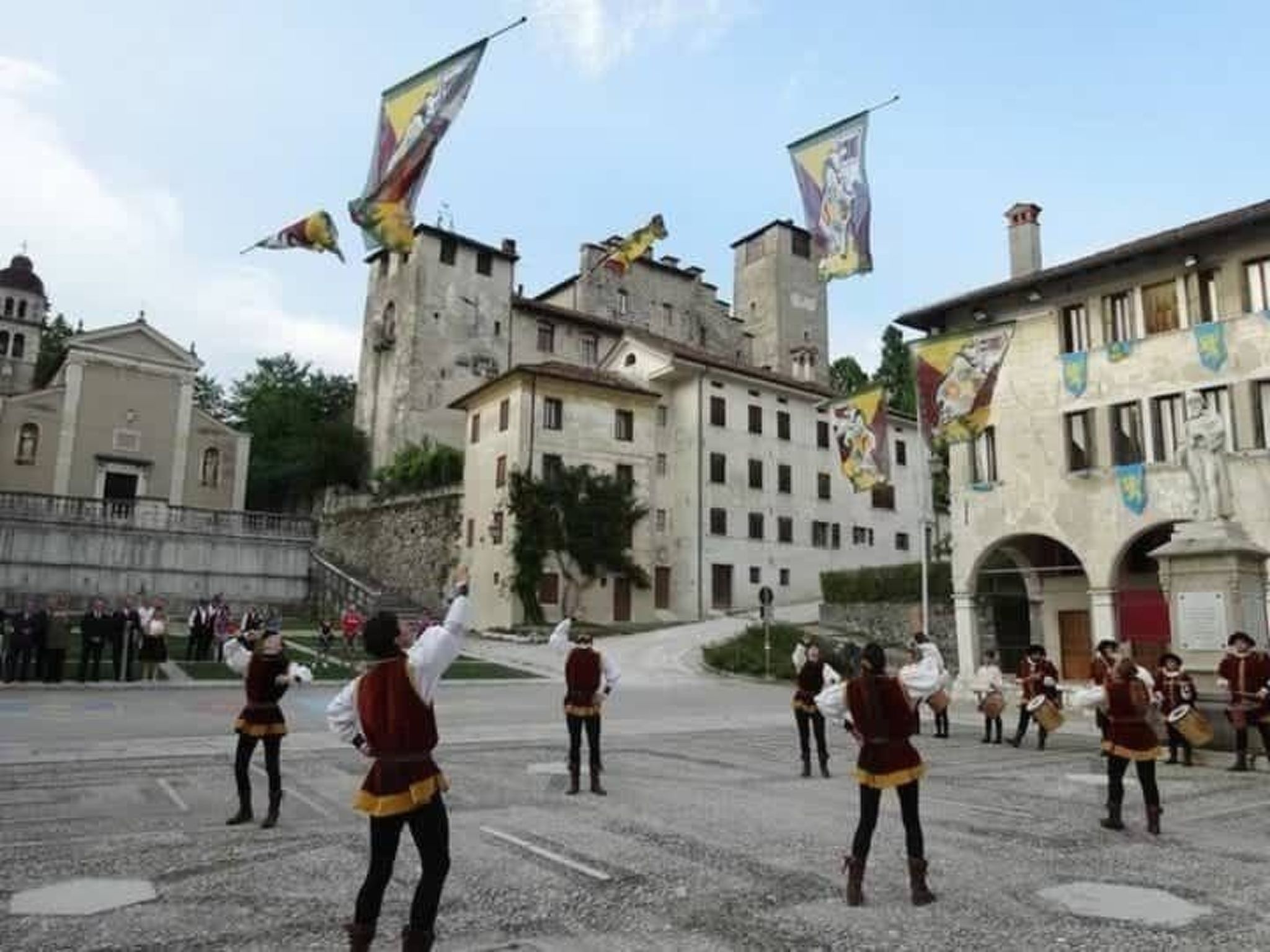 Duck's Cottage für einen Dolomitenurlaub-Buiten
