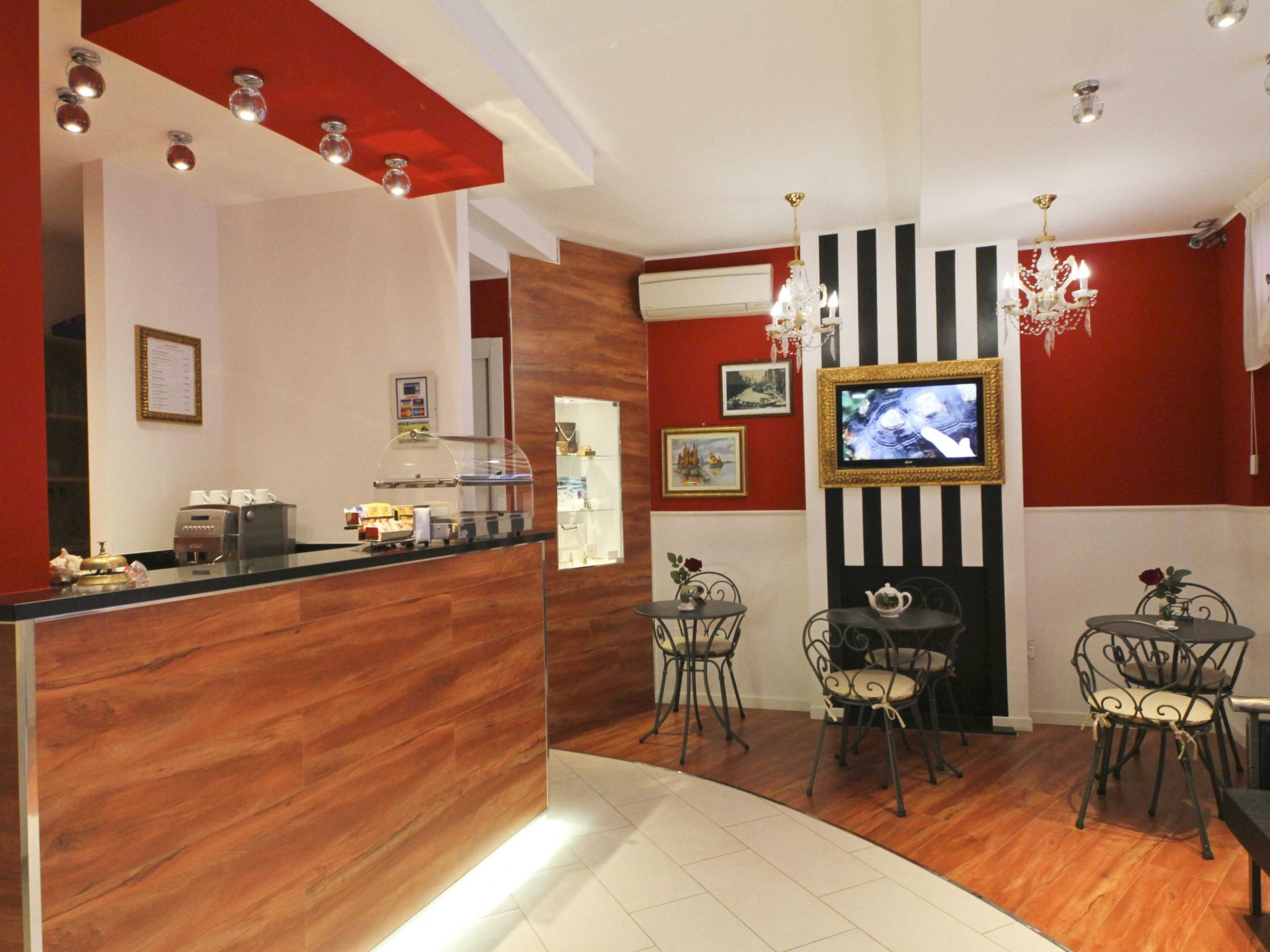 Moderne Ferienwohnung mit Balkon-Image-tags.info