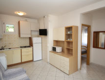 Adriana Salici: Zonovergoten Appartement voor 7 bij het Strand van Rosolina Mare - thumbnail 5