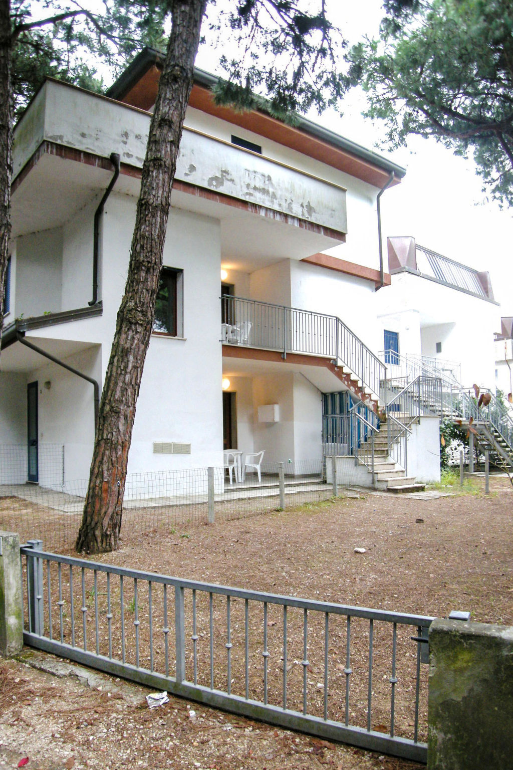 Adriana Salici-Outside