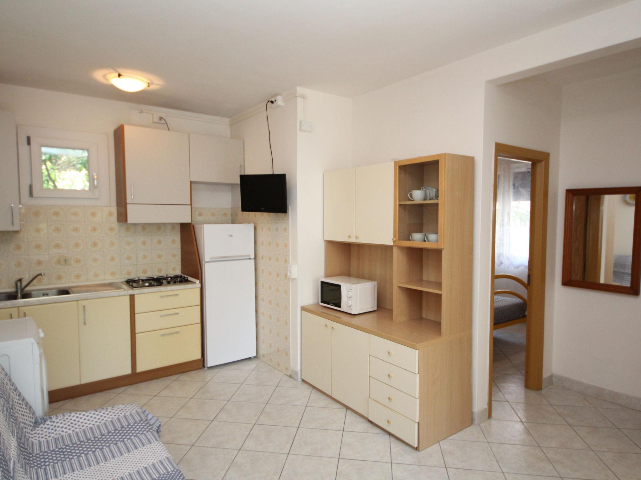 Adriana Salici-Inside