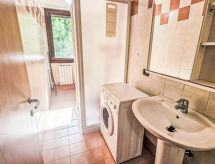 Licht appartement vlakbij zee en centrum in Rosolina Mare - thumbnail 3