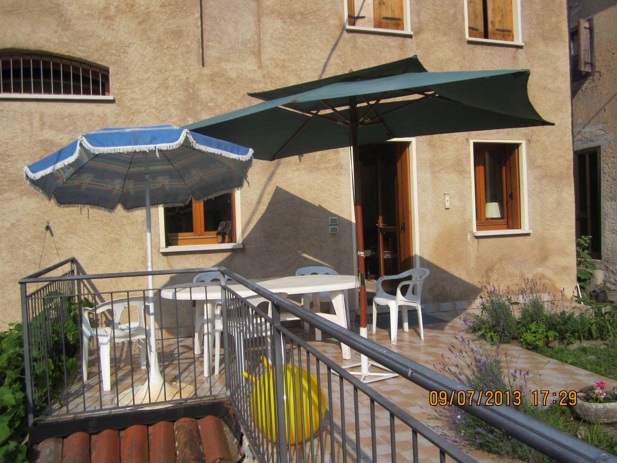 Freistehendes Ferienhaus in Posina mit Kleinem Garten und Panoramablick - Image-tags.info
