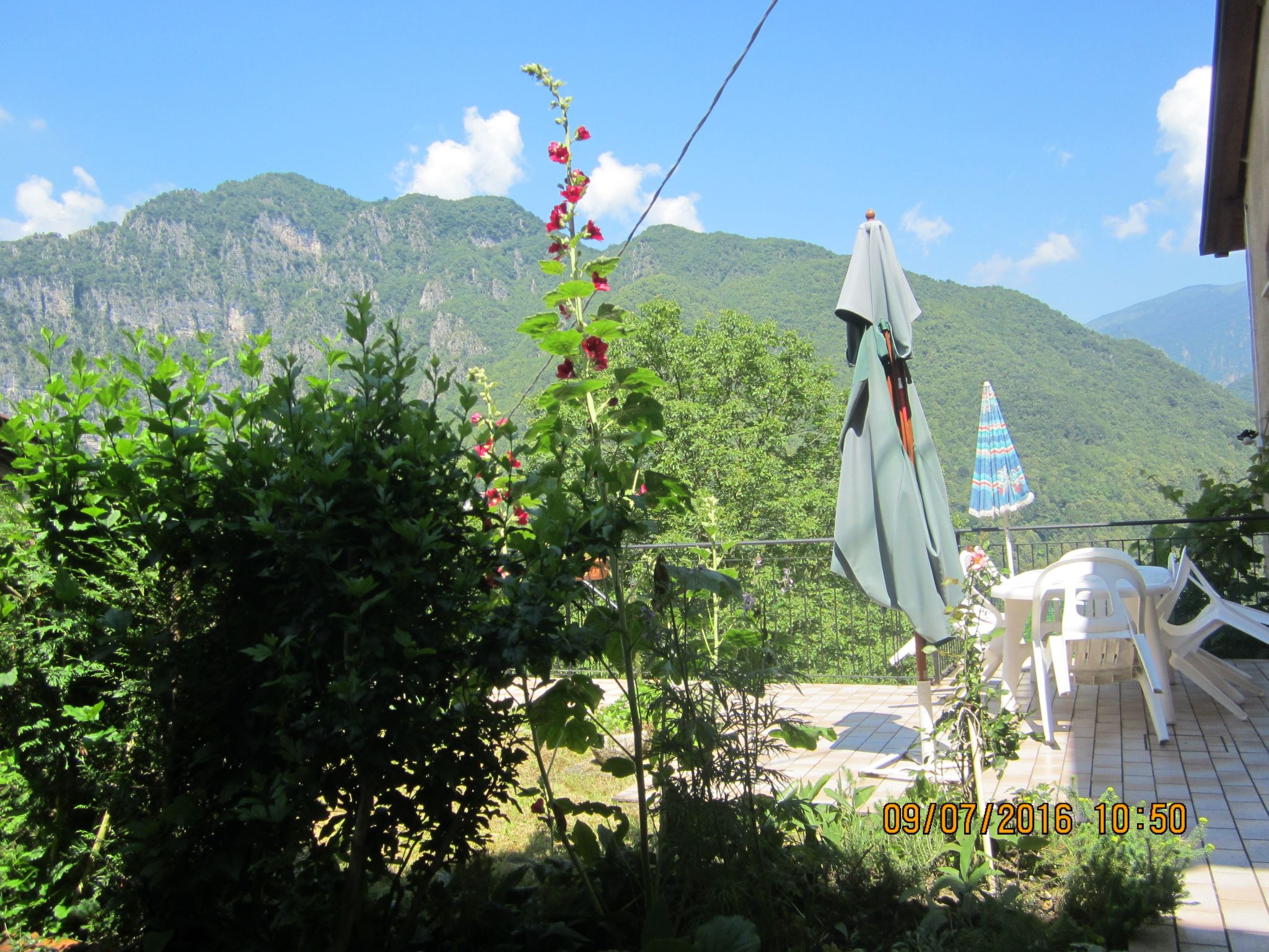 Freistehendes Ferienhaus in Posina mit Kleinem Garten und Panoramablick - Image-tags.info