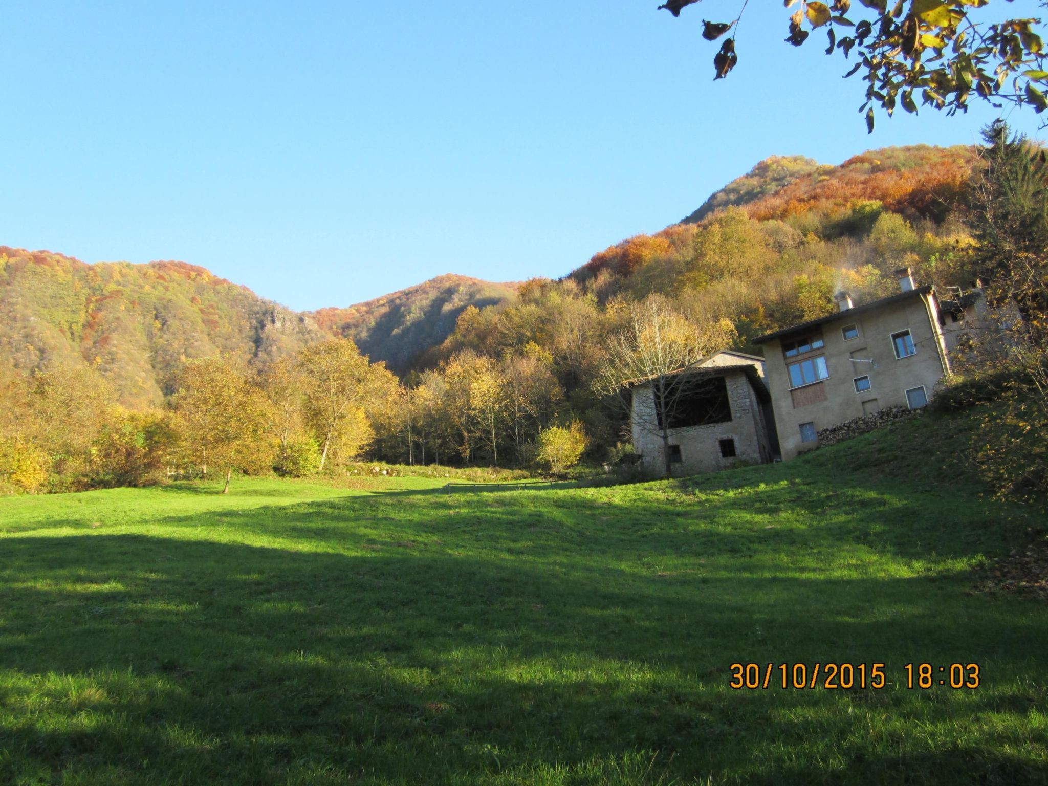 Freistehendes Ferienhaus in Posina mit Kleinem Garten und Panoramablick - Image-tags.info