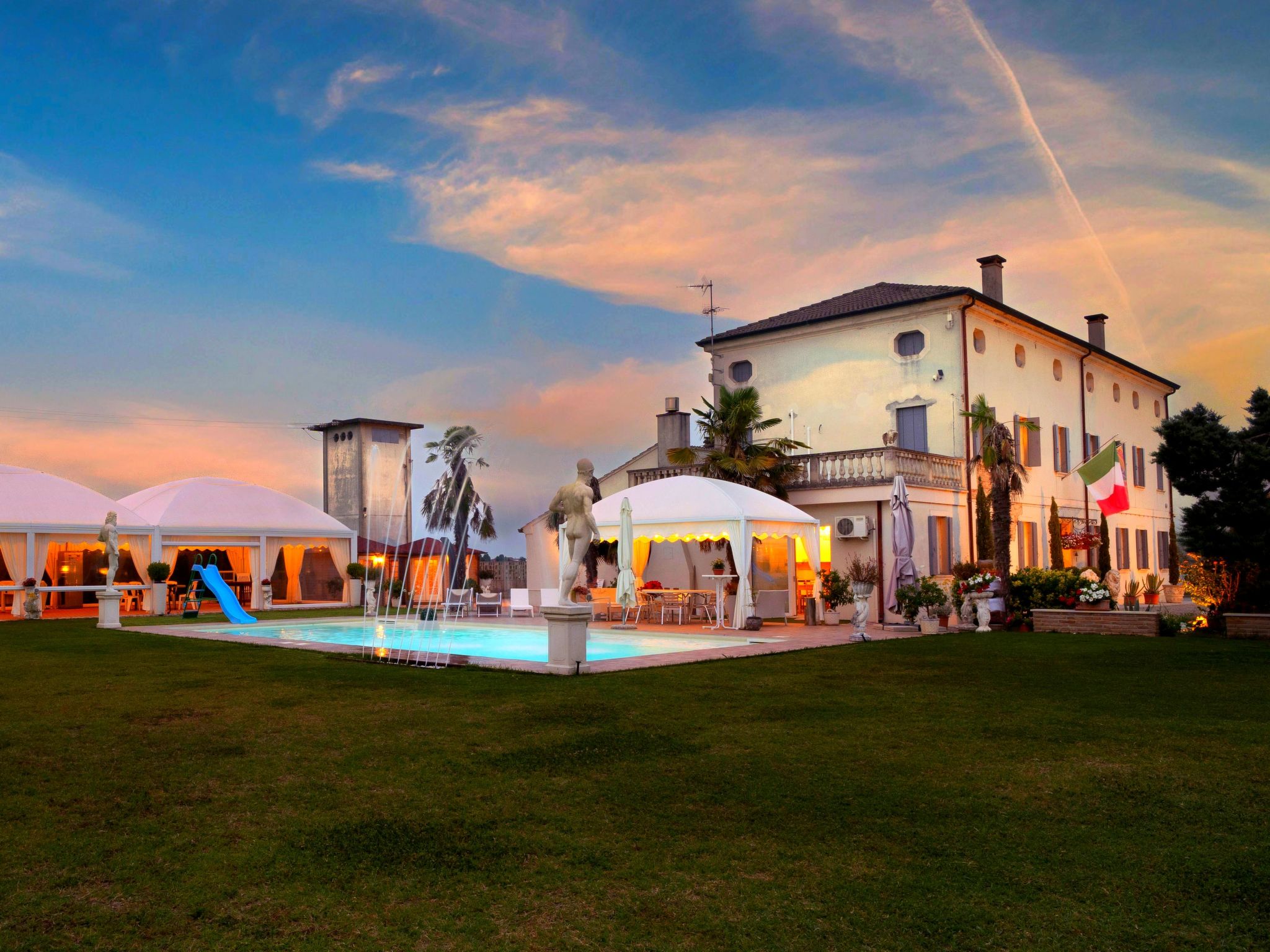 Vakantiehuis met privé zwembad in Castelbaldo (Italië) voor 10 personen