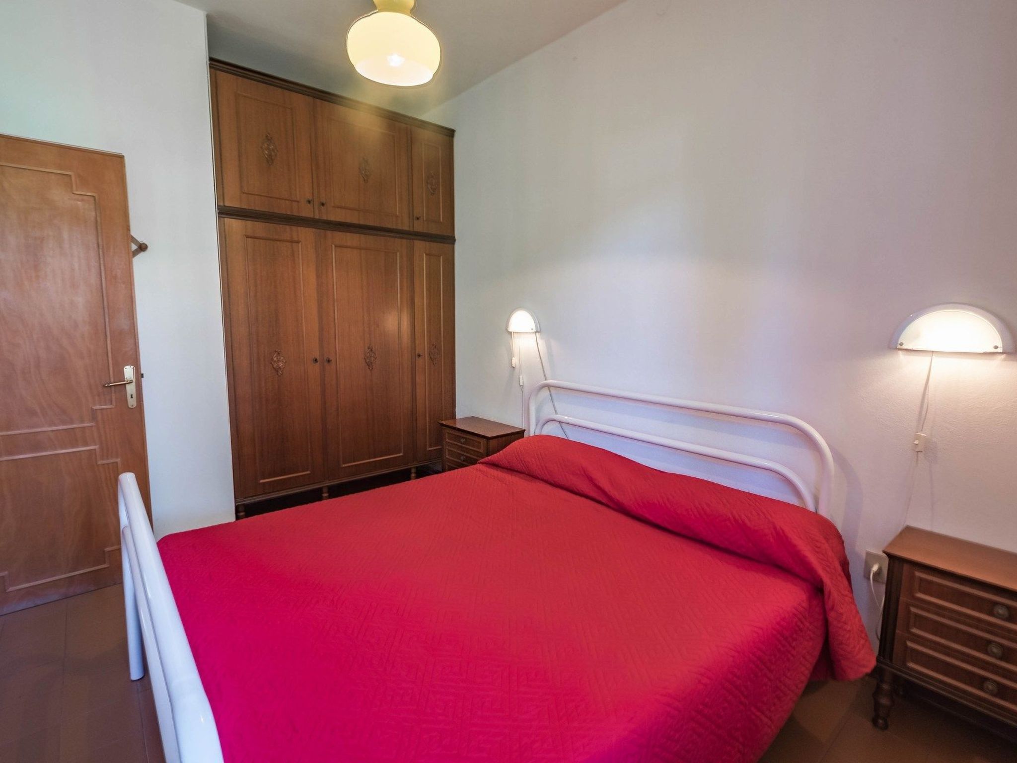 3-Schlafzimmer-Villa mit großem Garten - Binnen