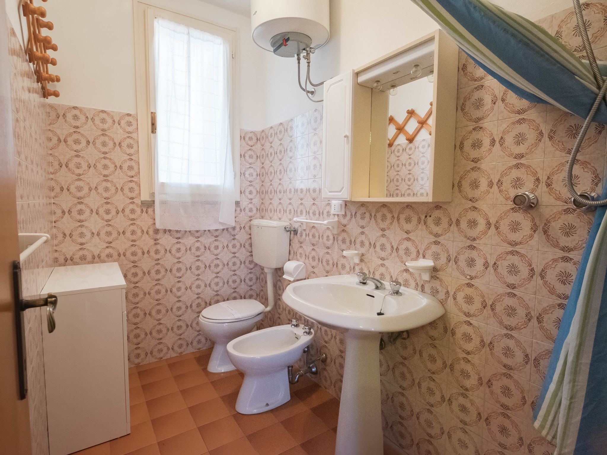 Villa in Lido Delle Nazioni mit privatem Garten-Binnen