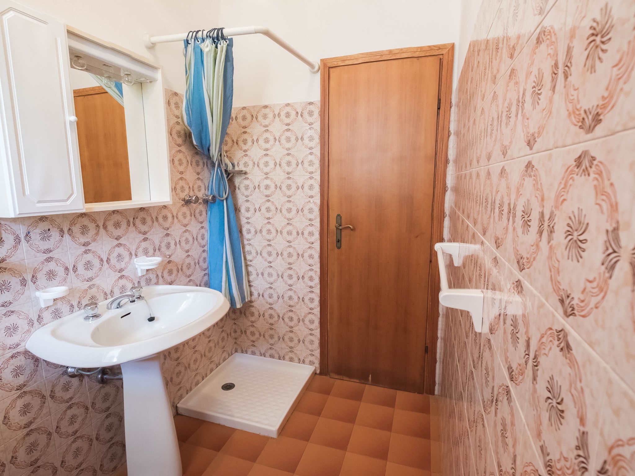 Villa in Lido Delle Nazioni mit privatem Garten-Binnen