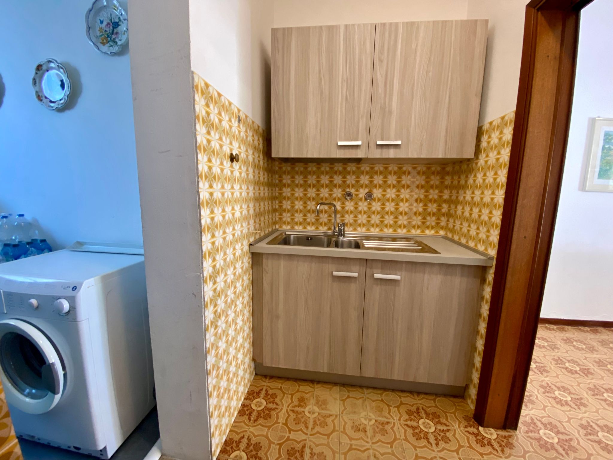 Komfortables Haus im Erdgeschoss, privater Garten-Inside