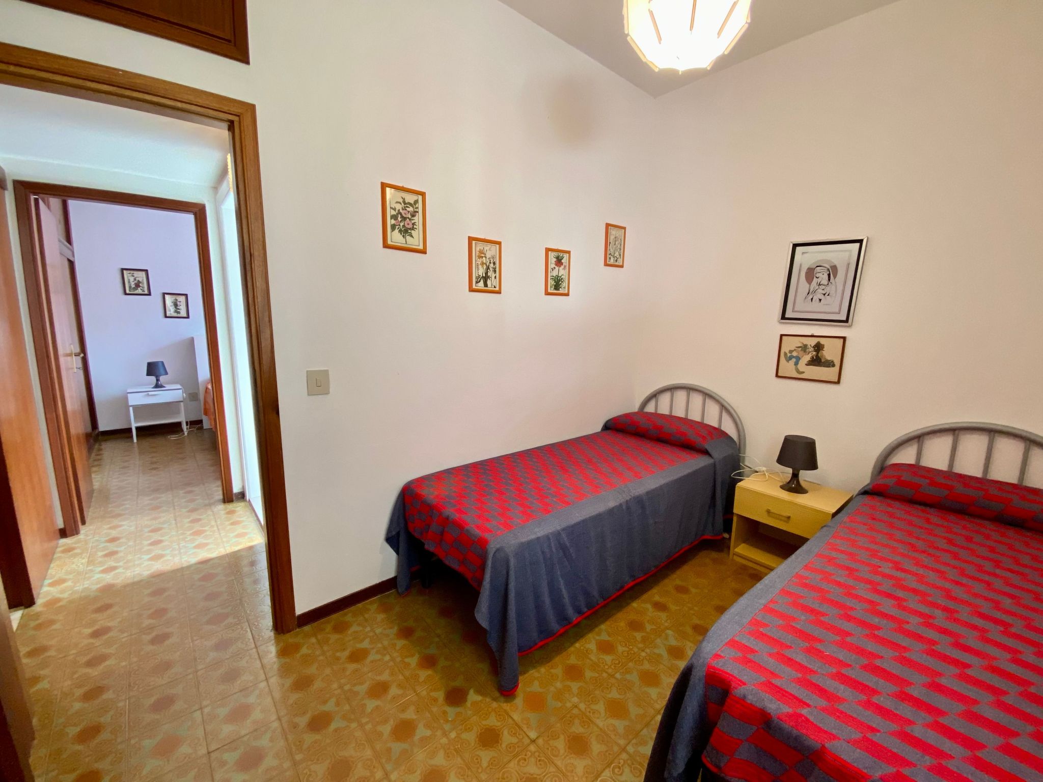 Komfortables Haus im Erdgeschoss, privater Garten-Inside