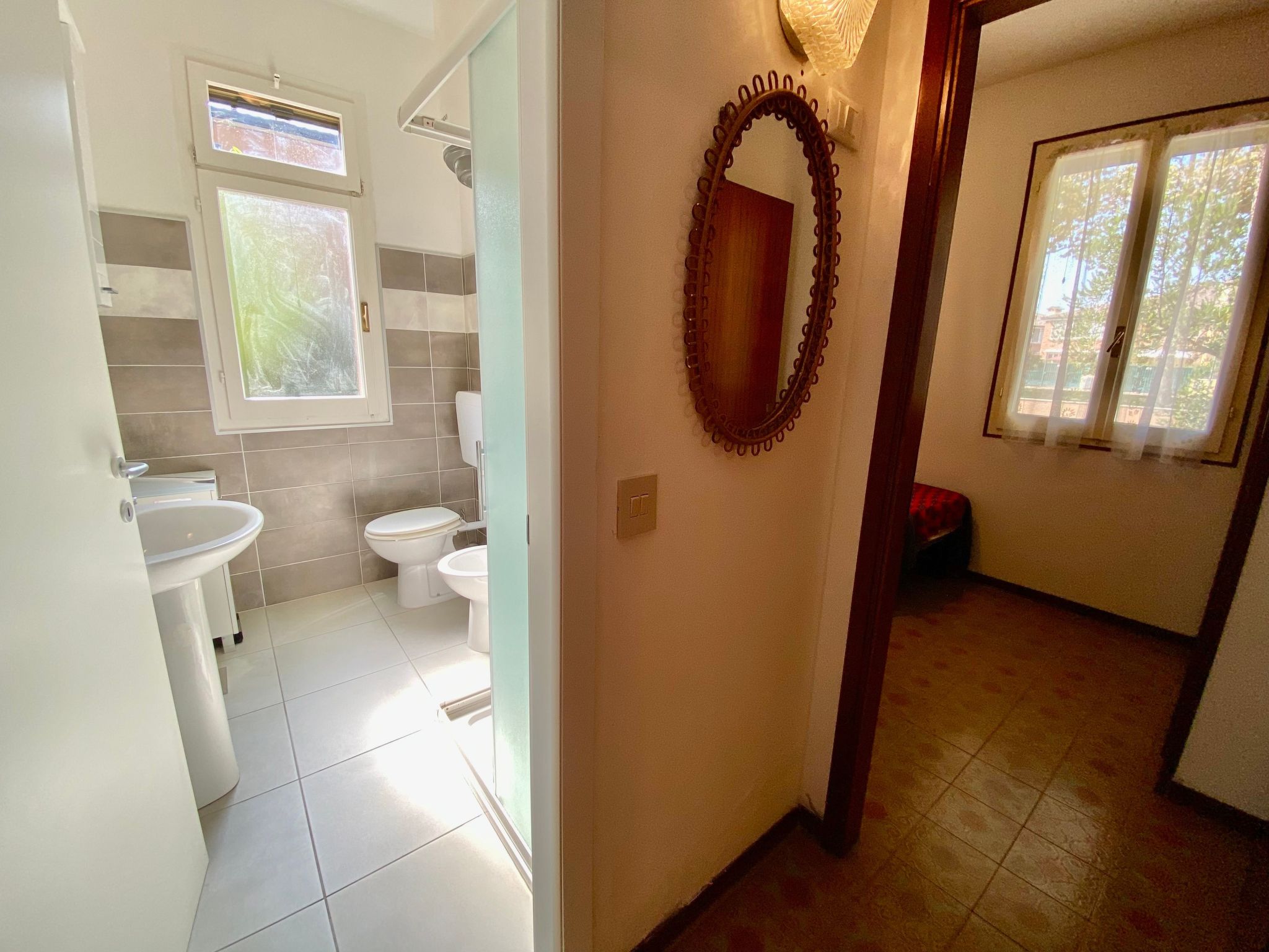 Komfortables Haus im Erdgeschoss, privater Garten-Inside