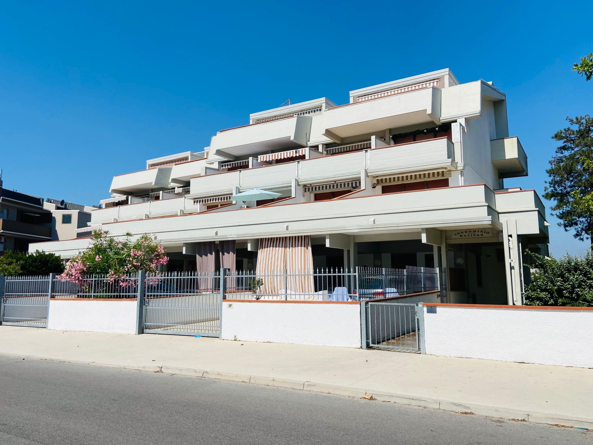 Hübsches Studio-Apartment 250 m vom Meer entfernt, direkt im Zentrum-Binnen