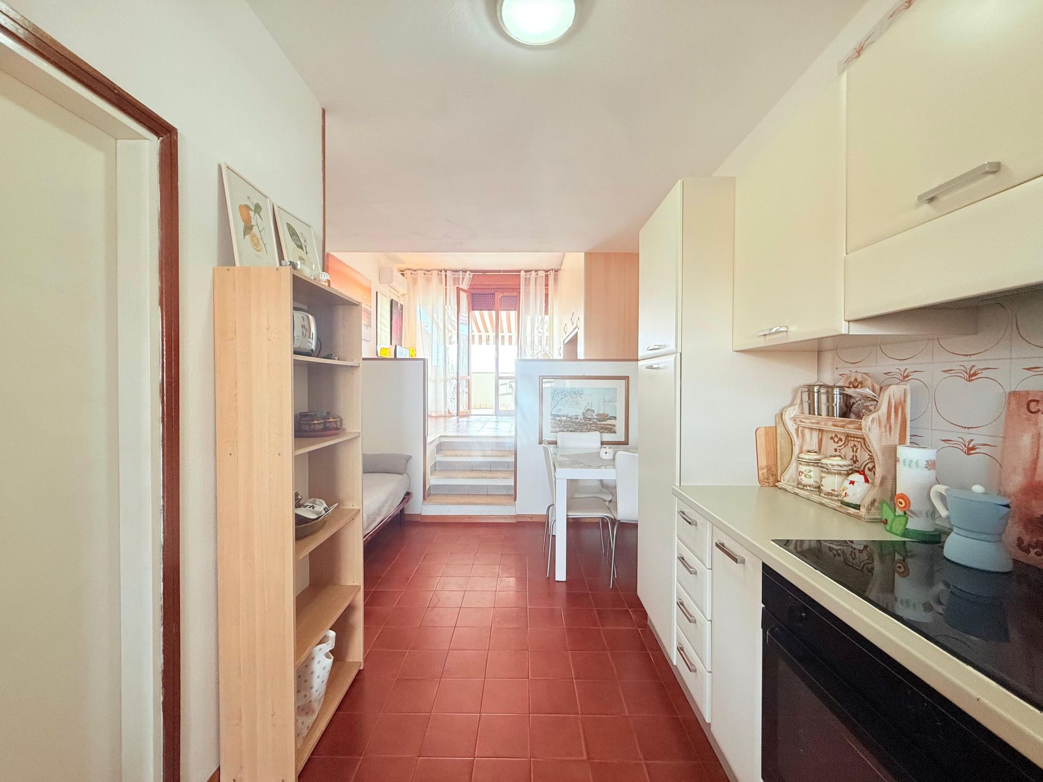 Hübsches Studio-Apartment 250 m vom Meer entfernt, direkt im Zentrum-Binnen