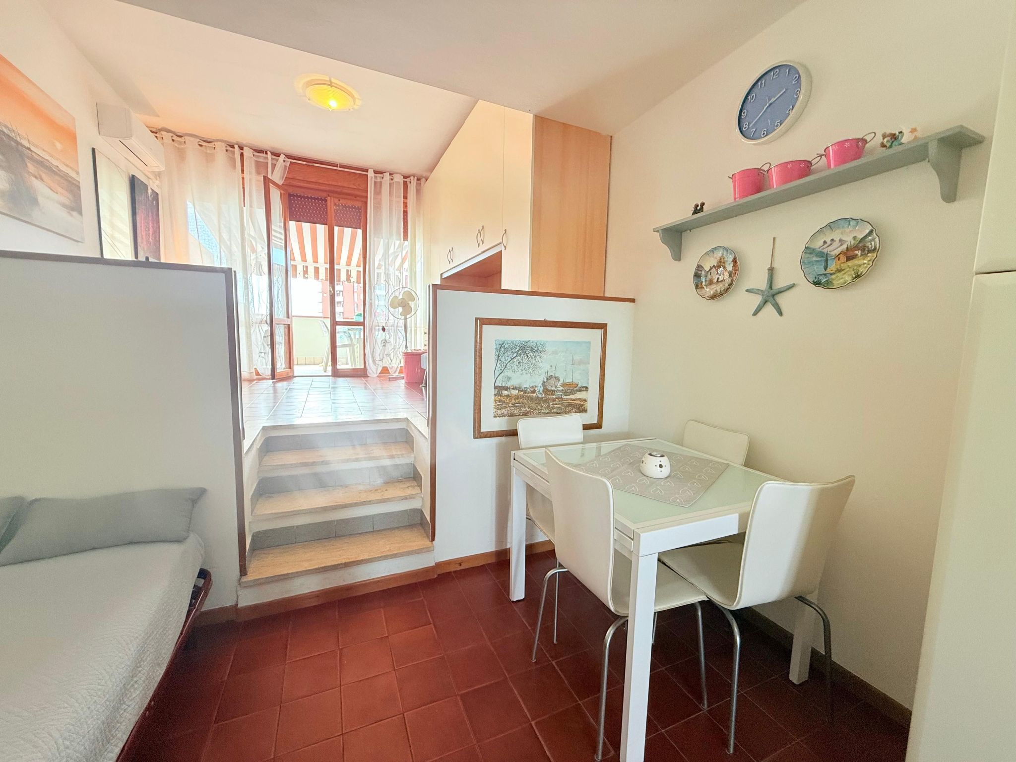 Hübsches Studio-Apartment 250 m vom Meer entfernt, direkt im Zentrum-Binnen