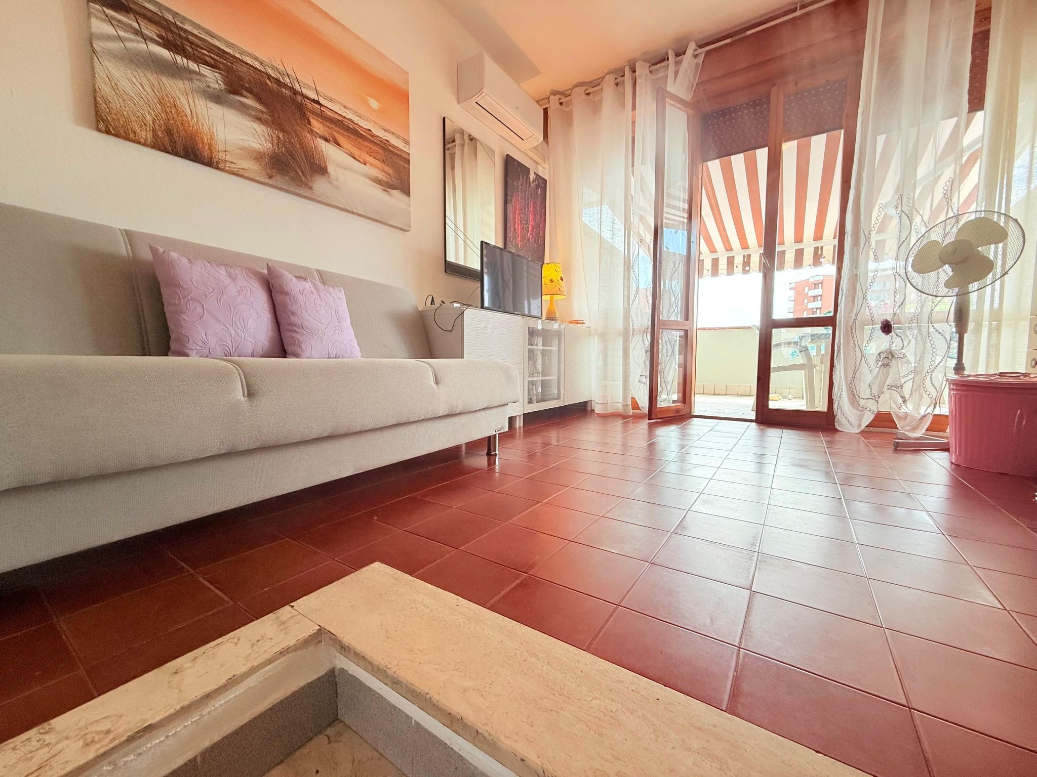 Hübsches Studio-Apartment 250 m vom Meer entfernt, direkt im Zentrum-Binnen