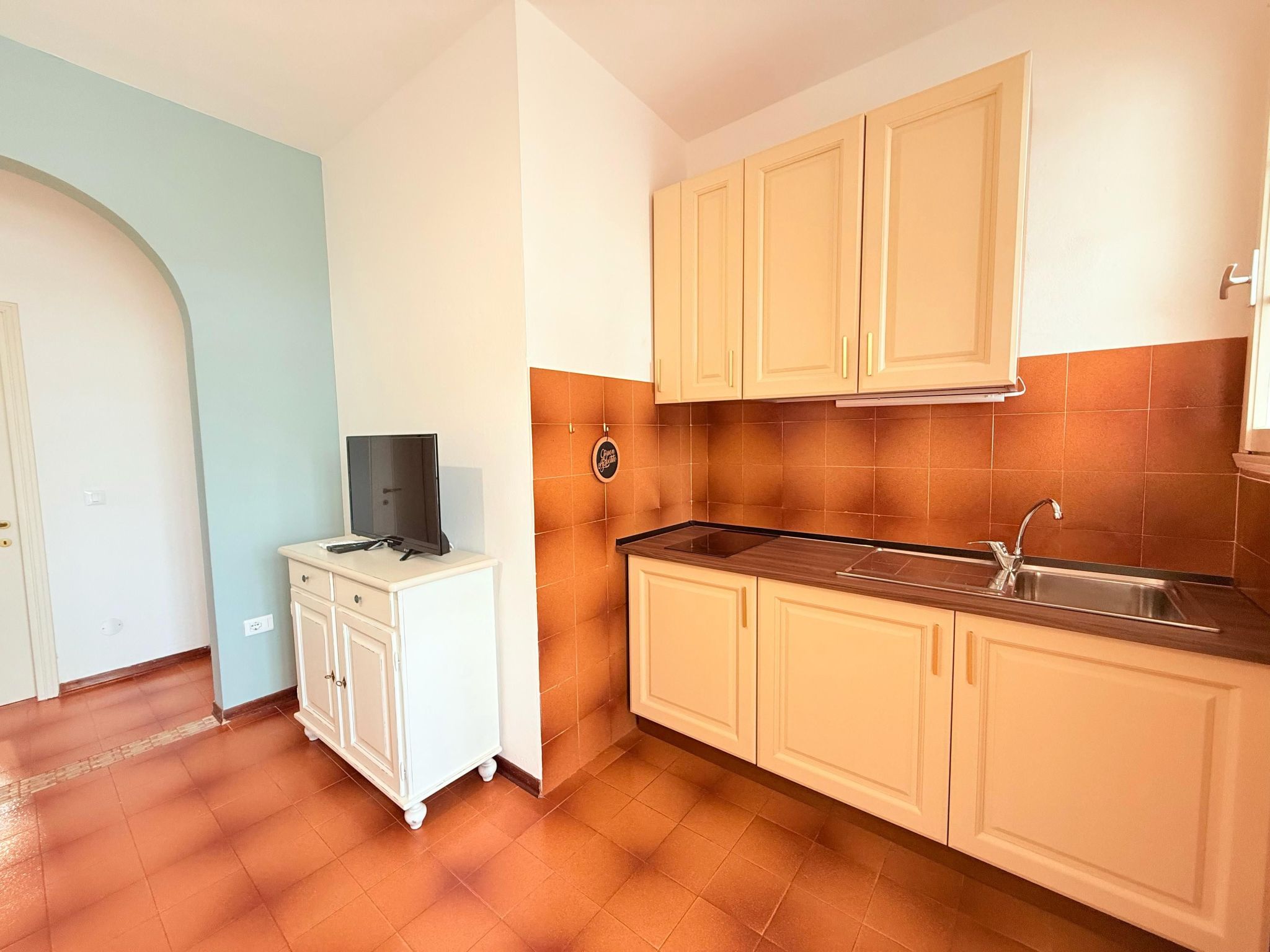 Mit Gemeinschaftspool, renoviert-Inside