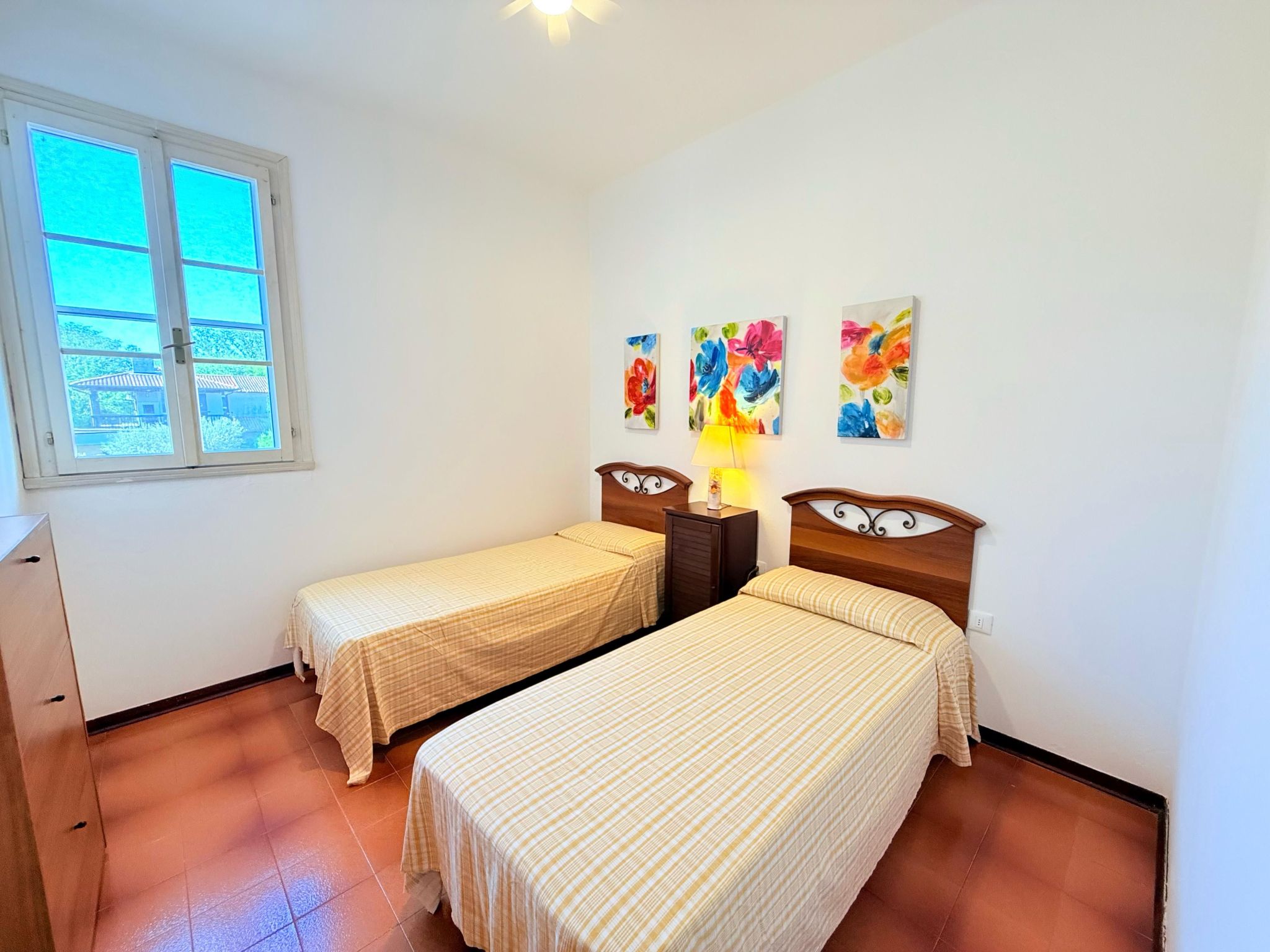 Mit Gemeinschaftspool, renoviert-Inside