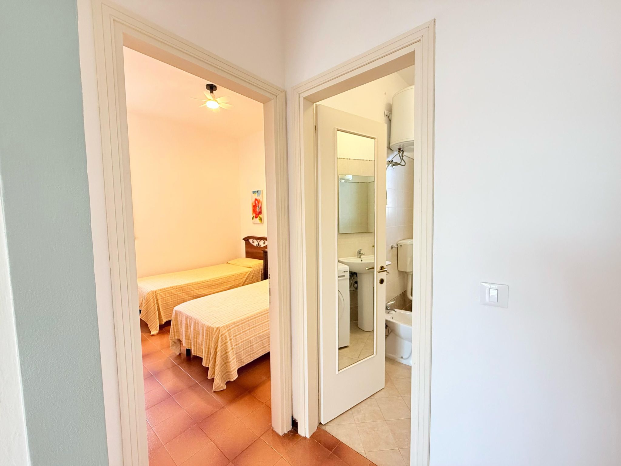 Mit Gemeinschaftspool, renoviert-Inside