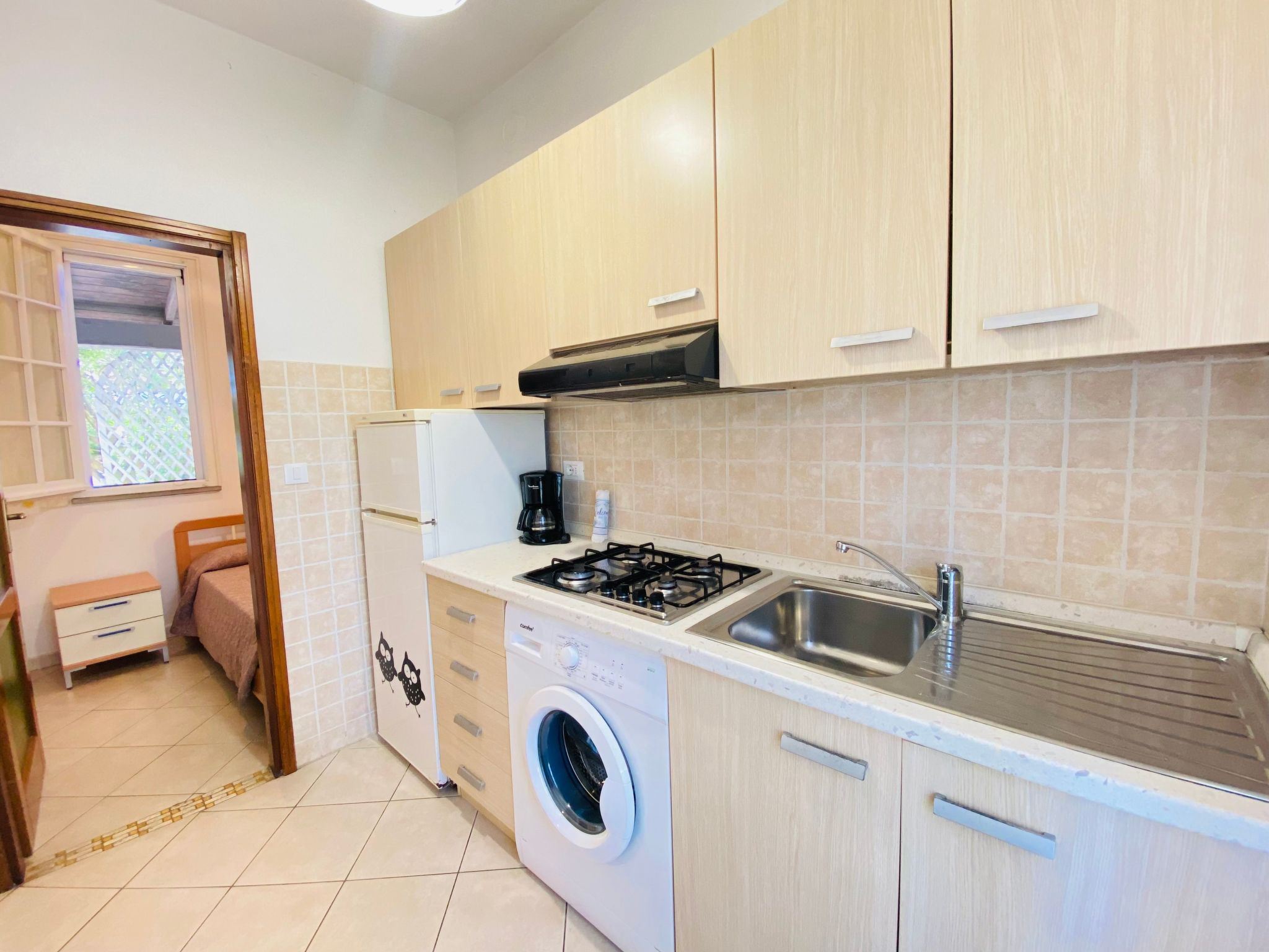 Vier-Zimmer-Villa, 2 Bäder, 2 Gärten, 2 Klima-Binnen