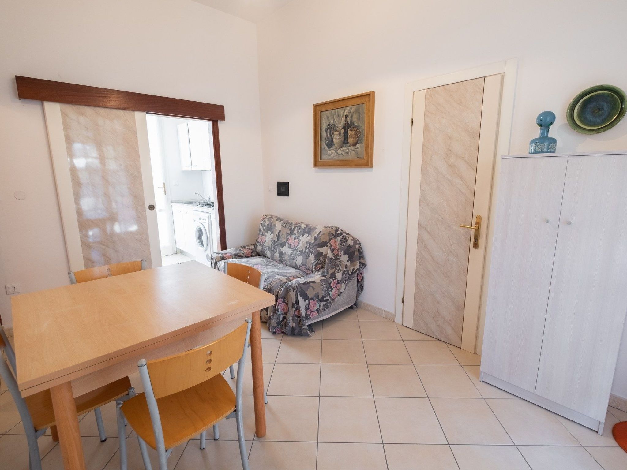 In Lido Delle Nazioni mit Großem Garten-Binnen