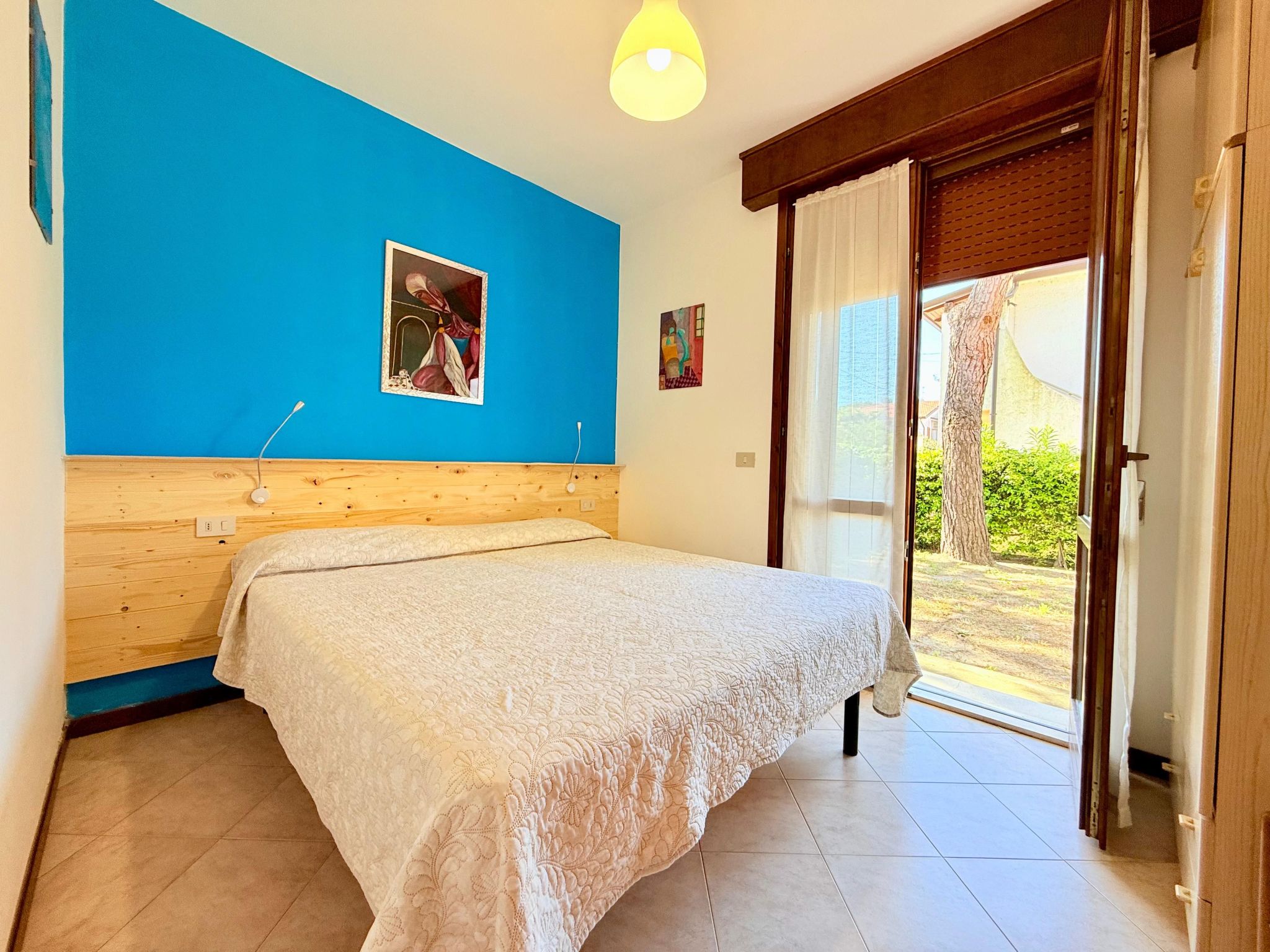 3-Zimmer-Villa, Erdgeschoss, 2 Gärten, Klima-Inside