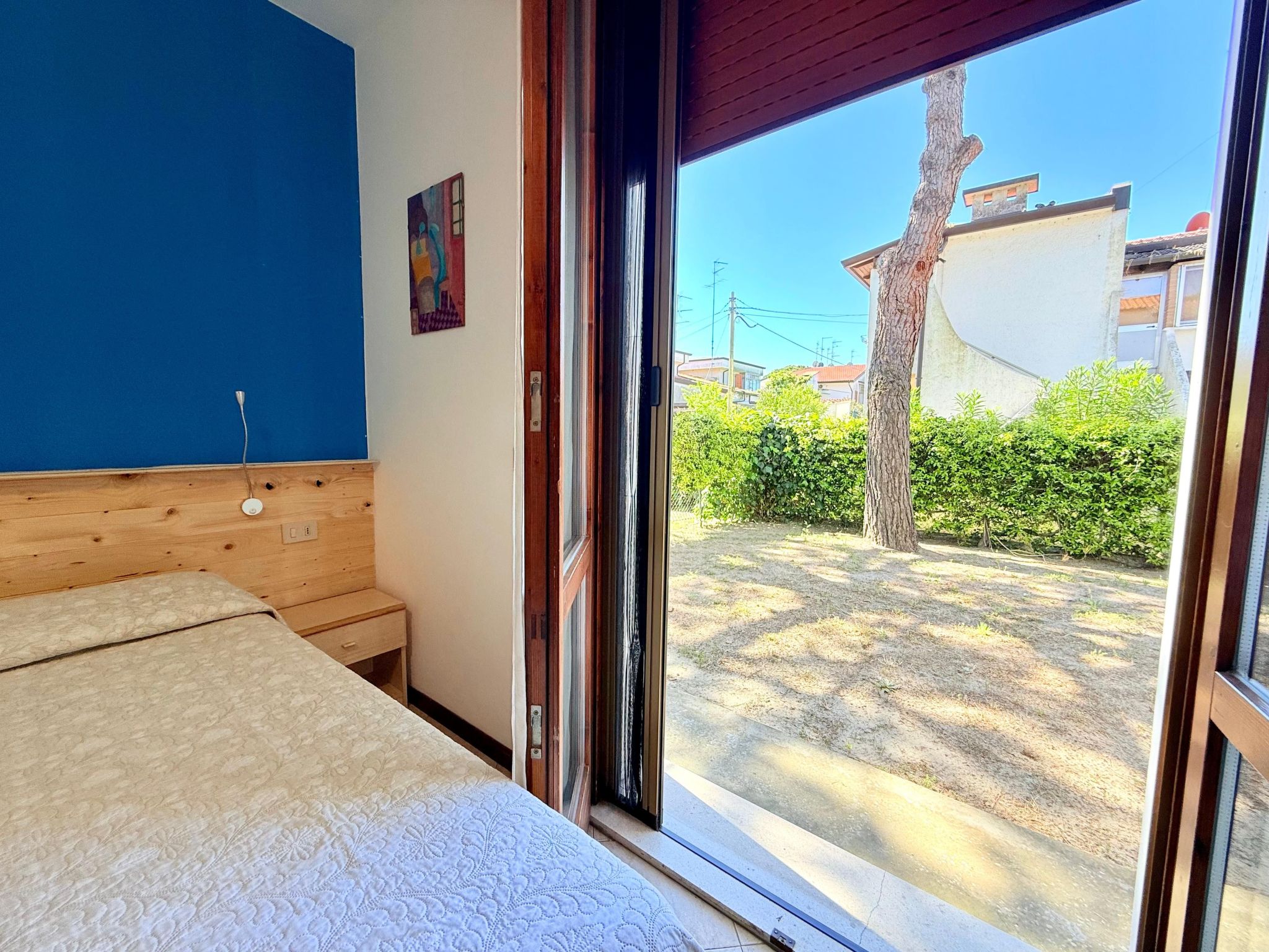 3-Zimmer-Villa, Erdgeschoss, 2 Gärten, Klima-Inside