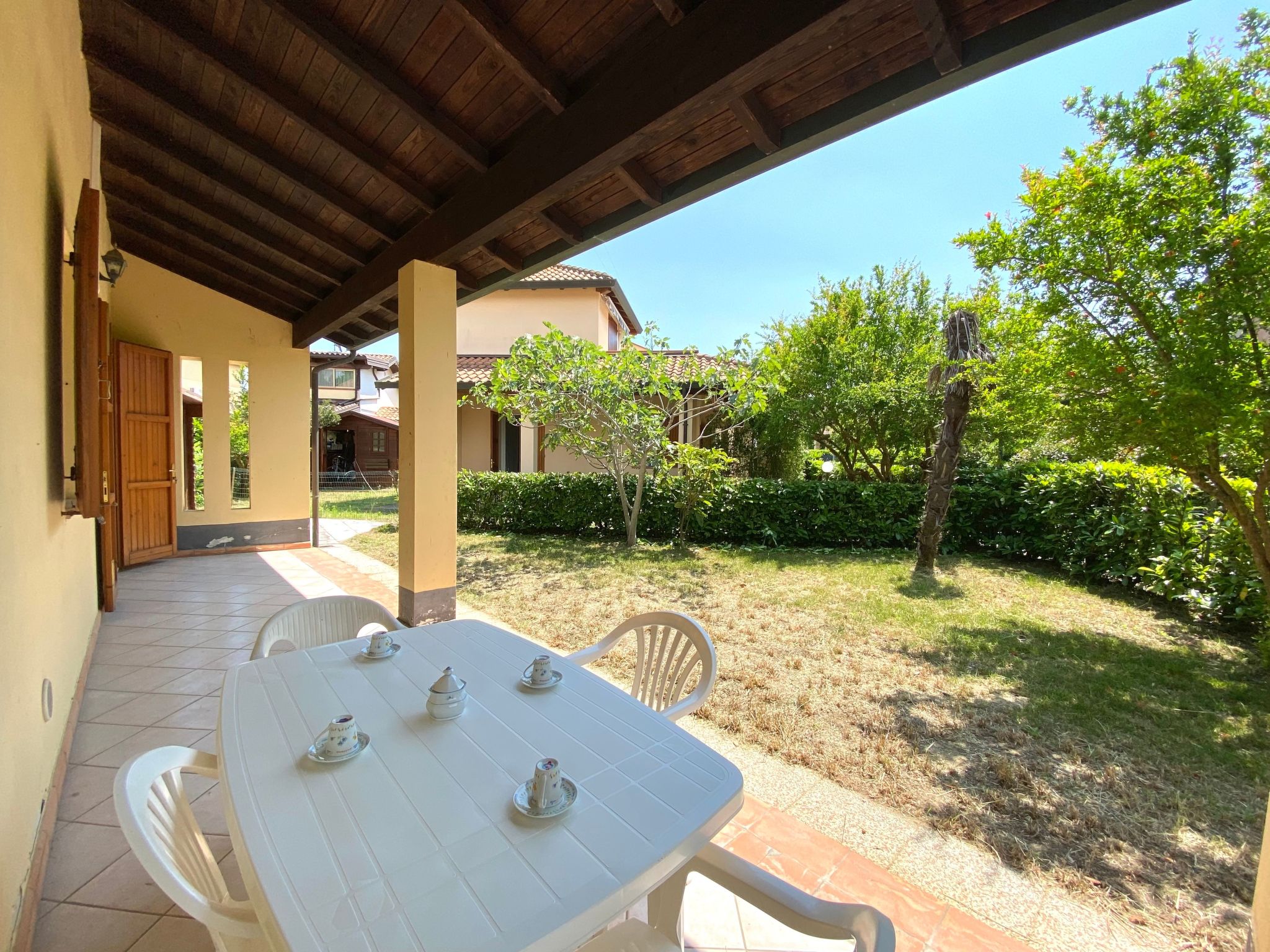 Elegantes Haupthaus, großer Garten, 2 Klima-Dedans