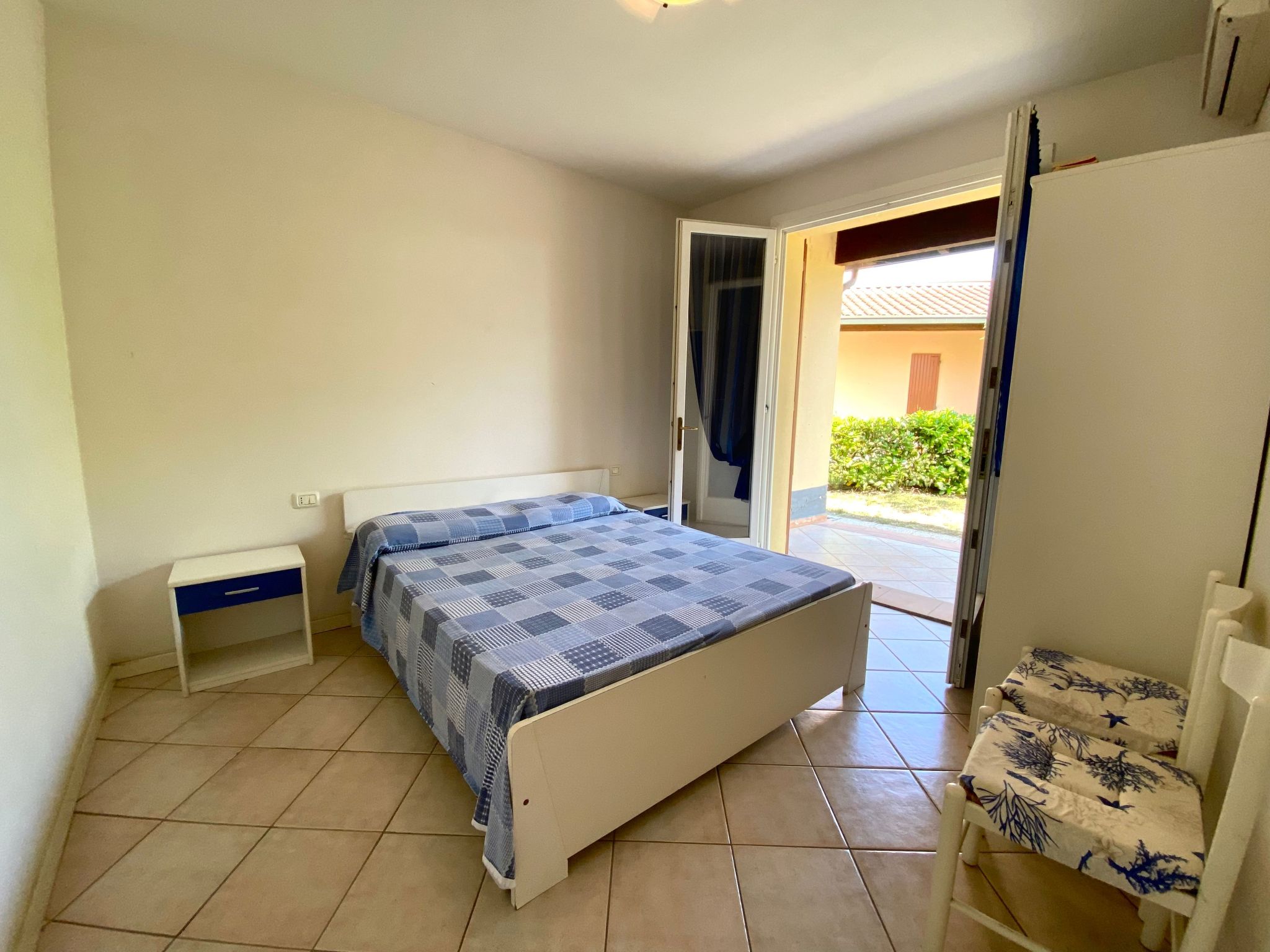 Elegantes Haupthaus, großer Garten, 2 Klima-Dedans