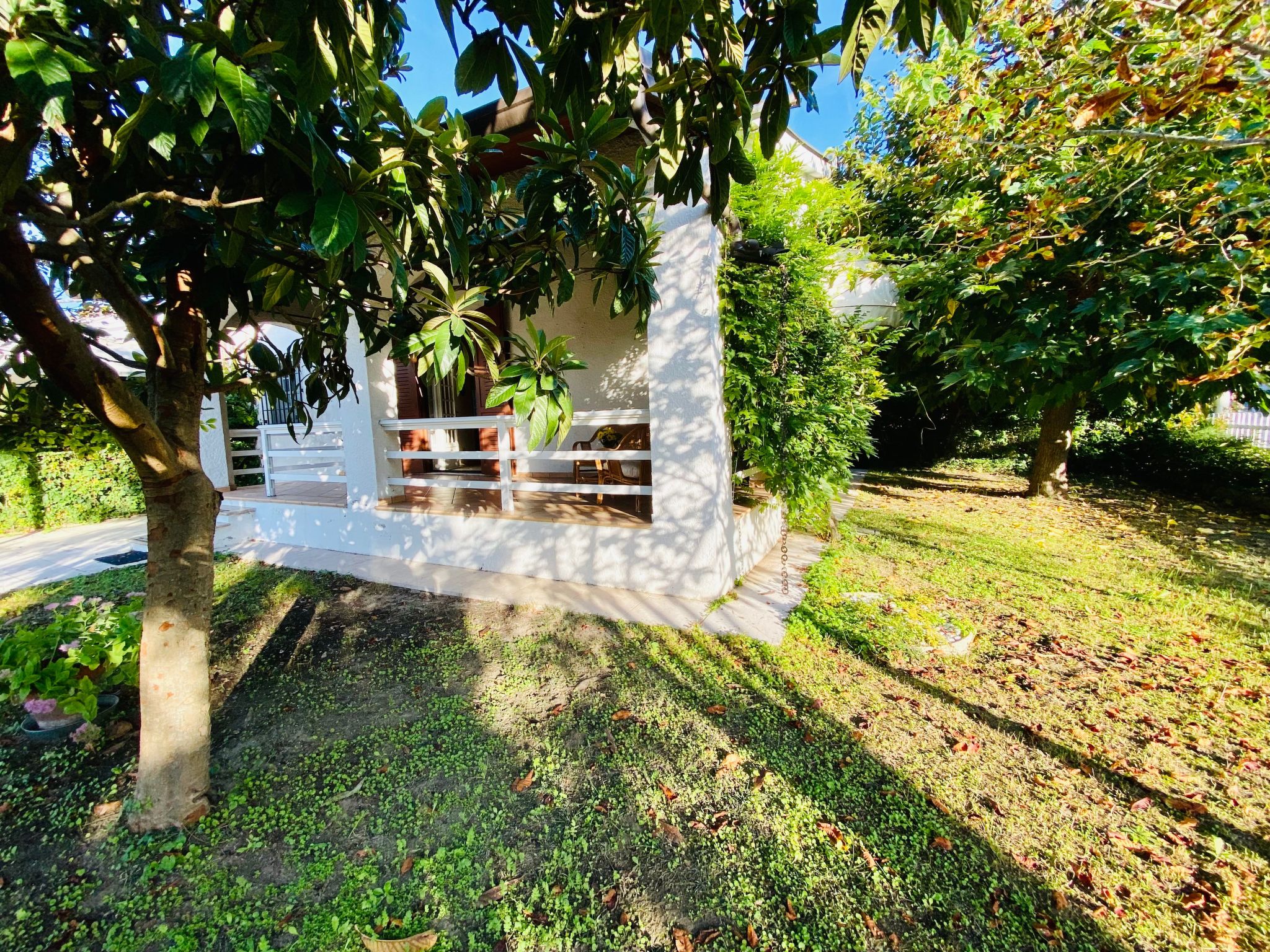 Repräsentative Villa, Klima, 300 Meter vom Meer entfernt-Drinnen