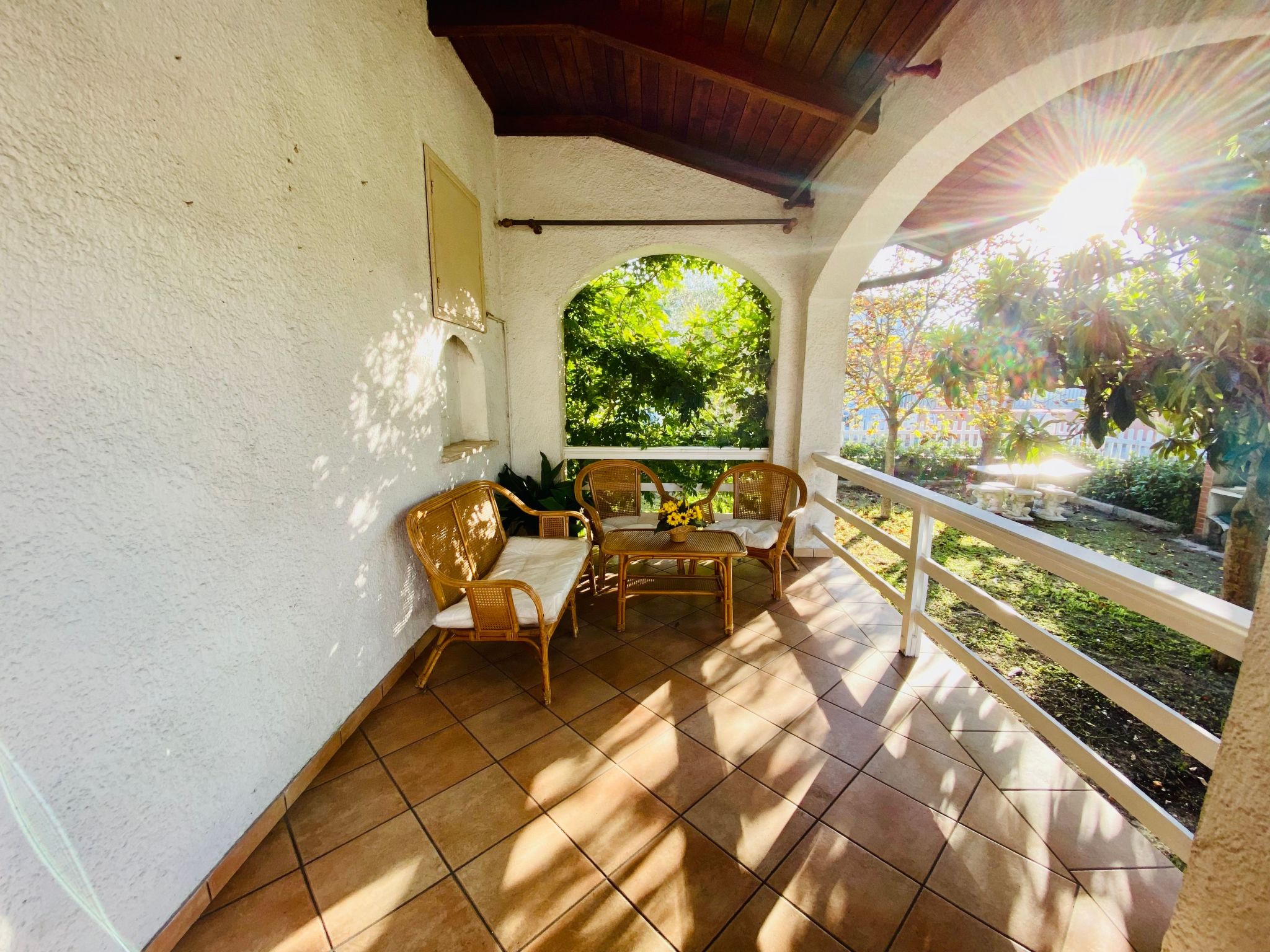 Repräsentative Villa, Klima, 300 Meter vom Meer entfernt-Drinnen