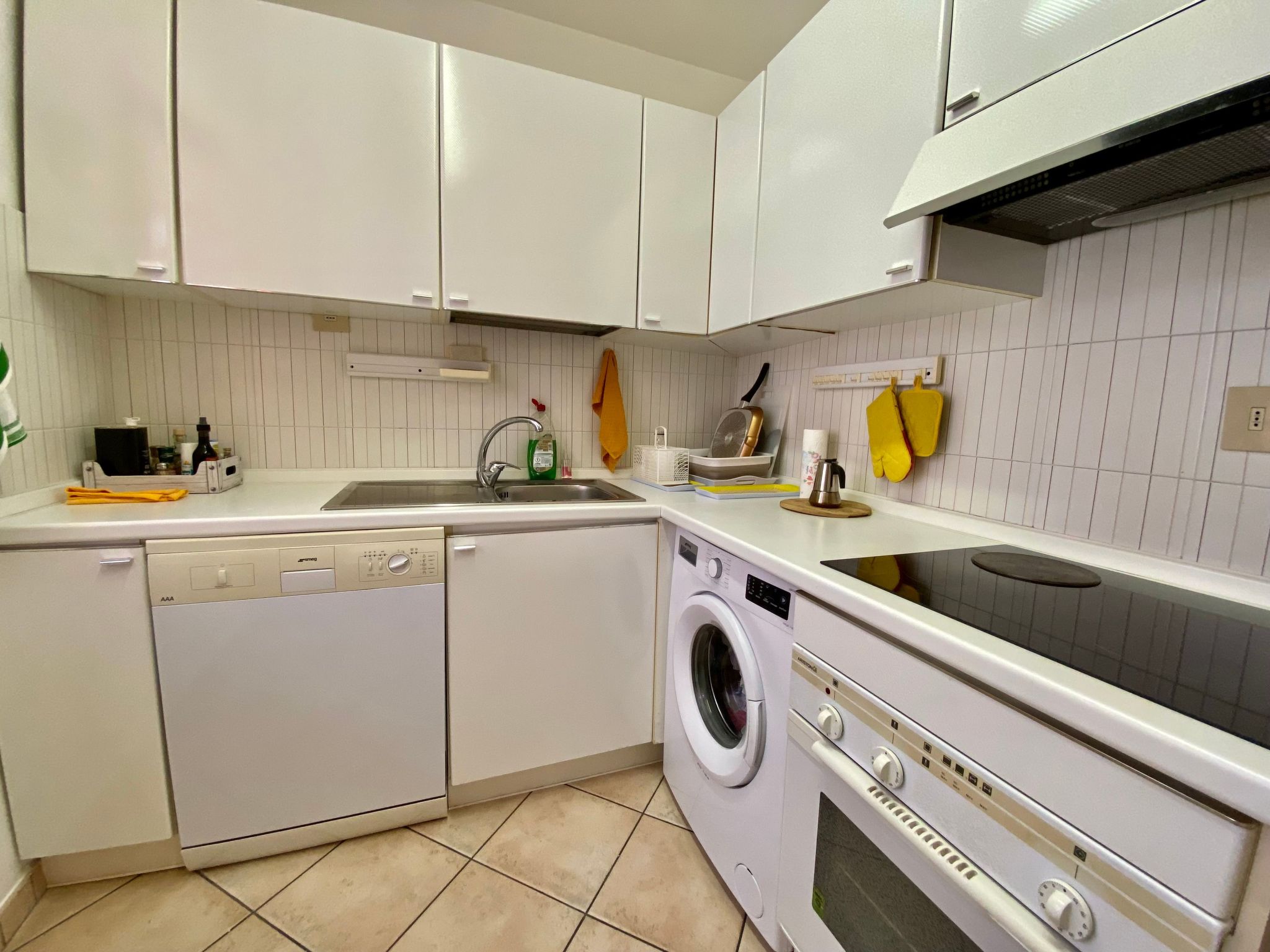 Repräsentative Villa, Klima, 300 Meter vom Meer entfernt-Drinnen