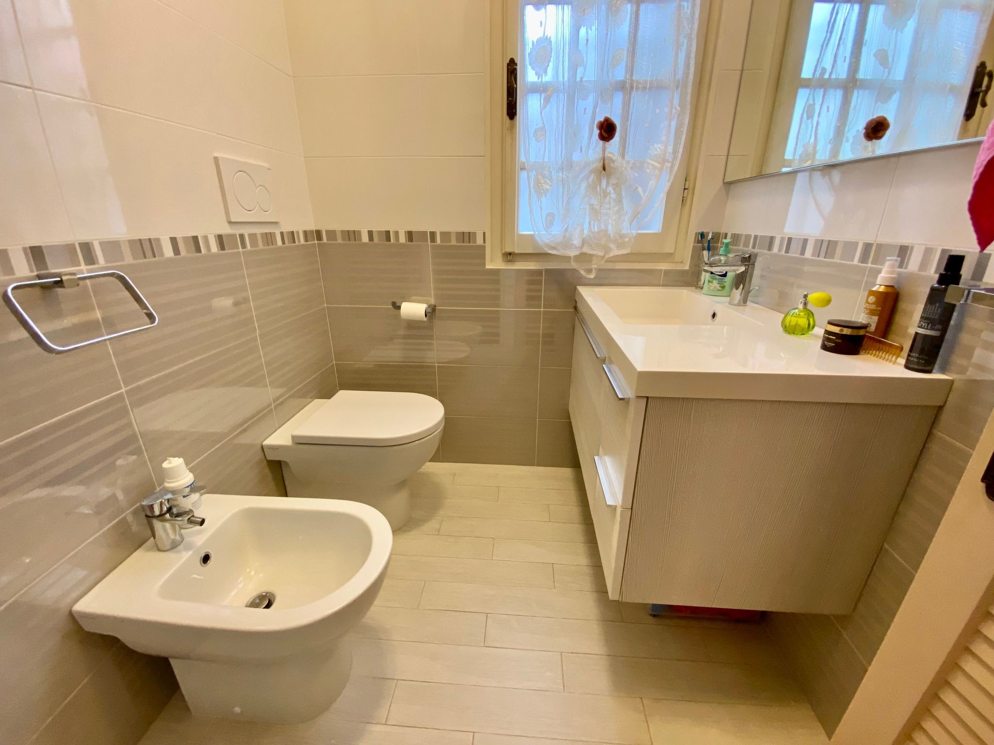 Repräsentative Villa, Klima, 300 Meter vom Meer entfernt-Inside