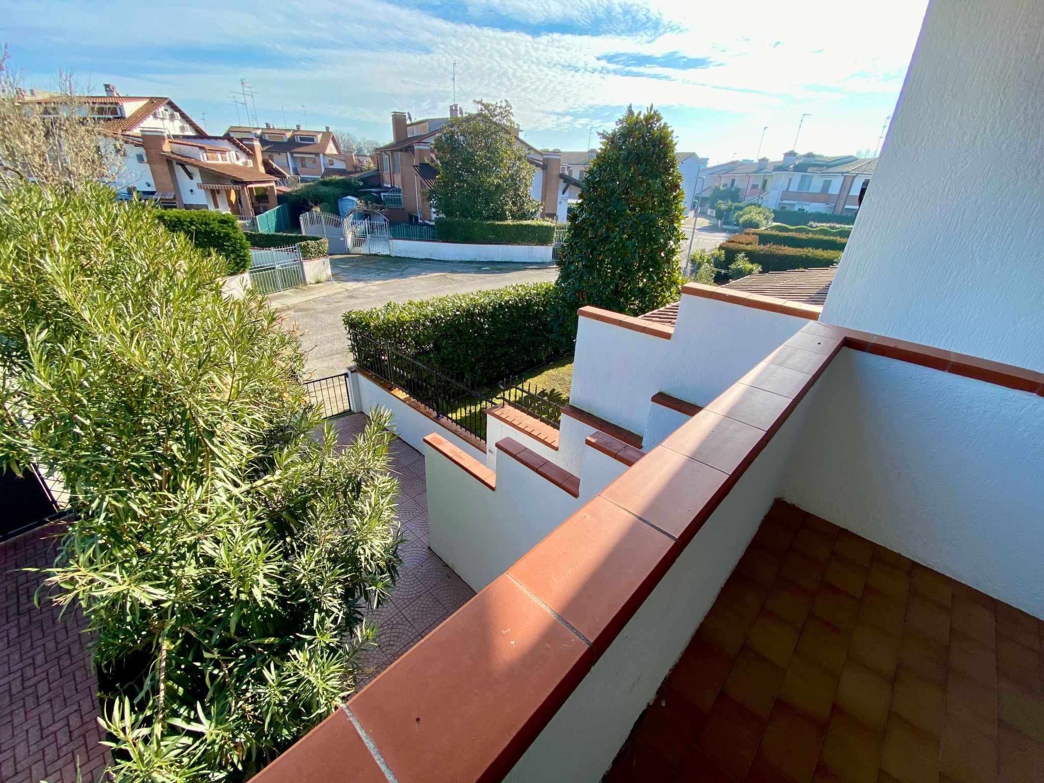 Vertikales Haus mit privatem Garten, 2 Klima-Inside
