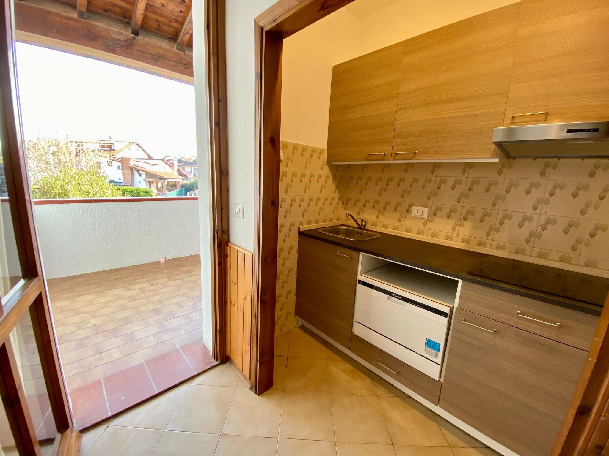 Vertikales Haus mit privatem Garten, 2 Klima-Inside