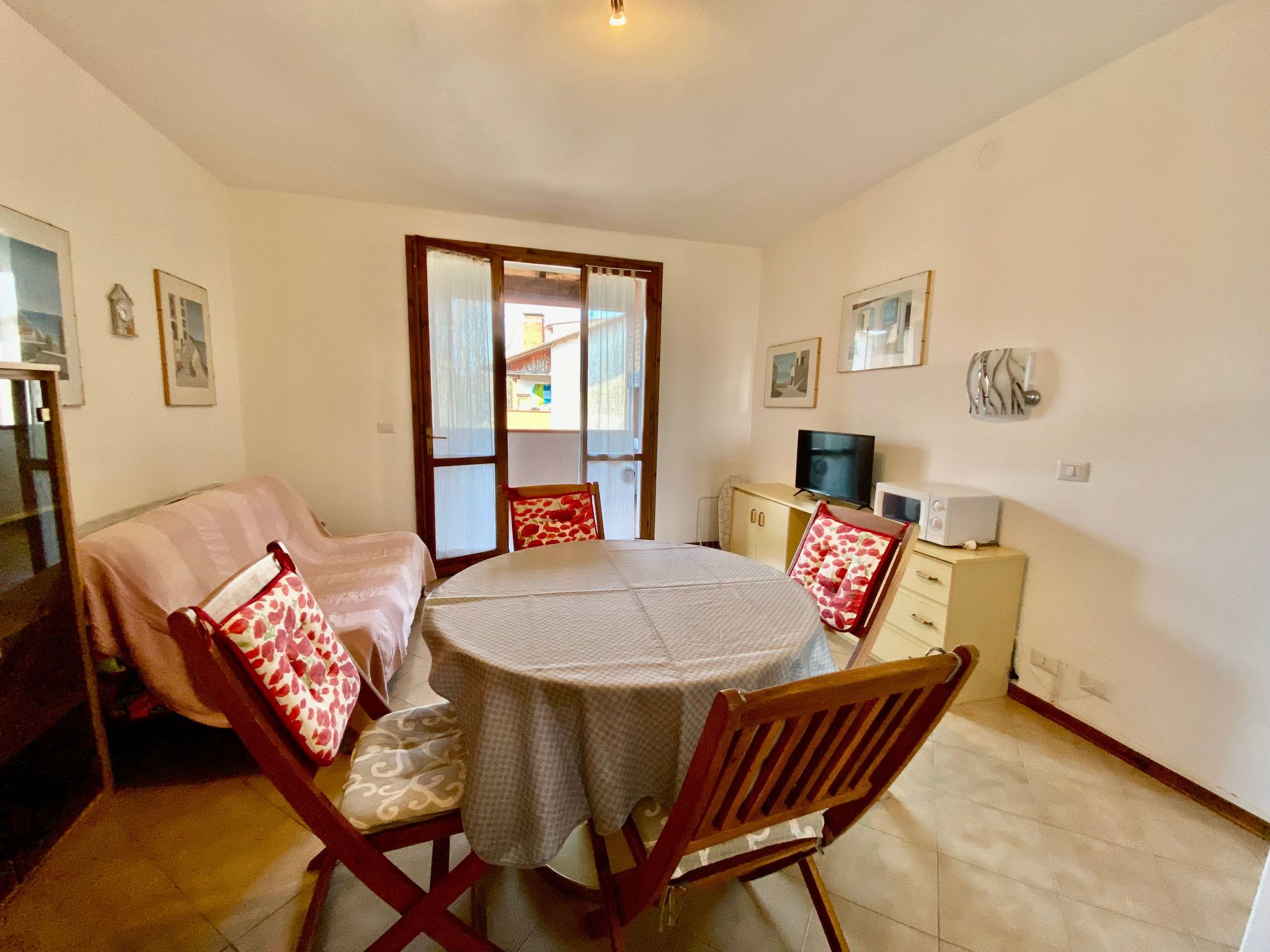 Vertikales Haus mit privatem Garten, 2 Klima-Inside