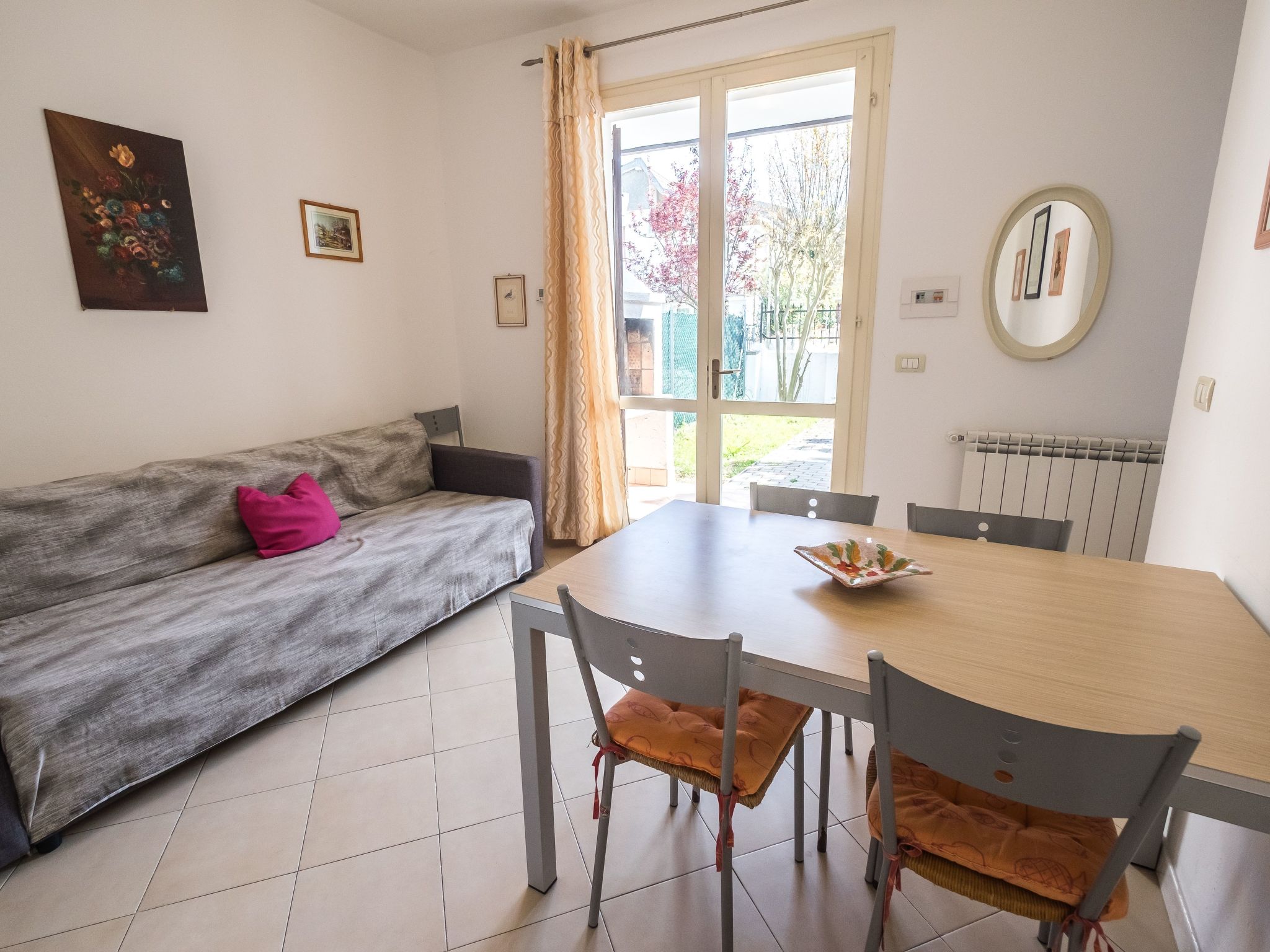 Gemütliche Hütte, Erdgeschoss, Garten und Grillplatz-Binnen