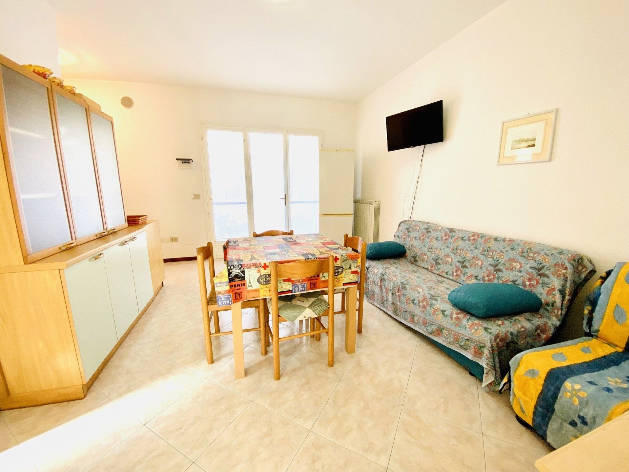Moderne Villa mit Terrasse, Grill, Privatgarten - Image-tags.info