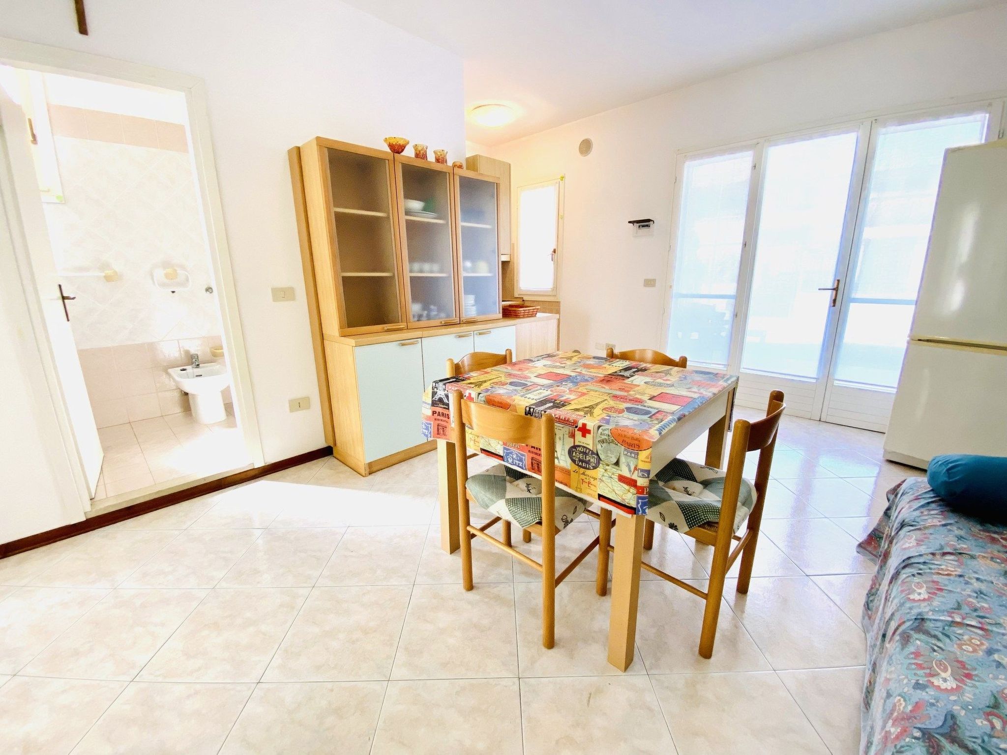Moderne Villa mit Terrasse, Grill, Privatgarten - Image-tags.info