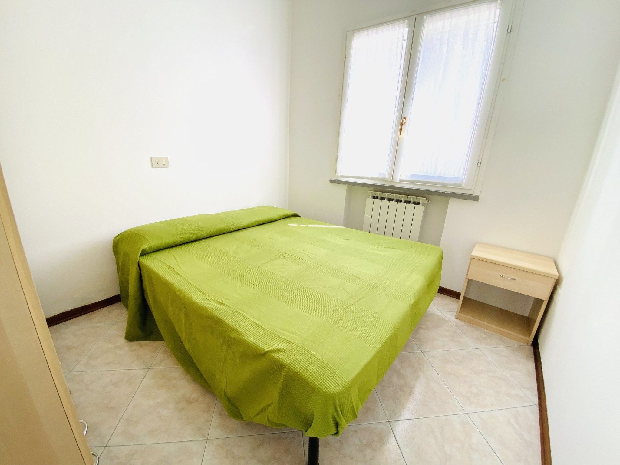 Moderne Villa mit Terrasse, Grill, Privatgarten - Image-tags.info