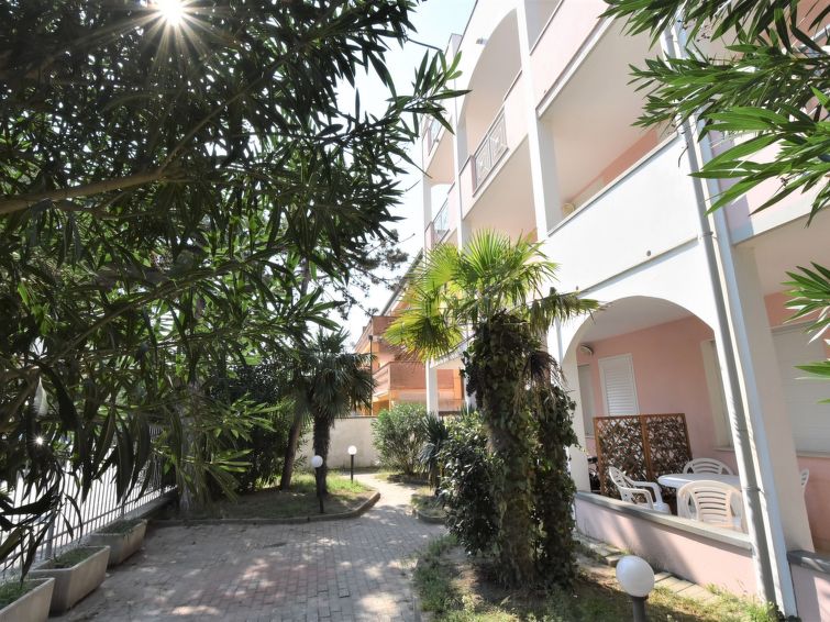 Search and Stay Destinations. Holidays Rentals in Lido degli Estensi, Provincia di Ferrara - Emilia-Romagna - Italy