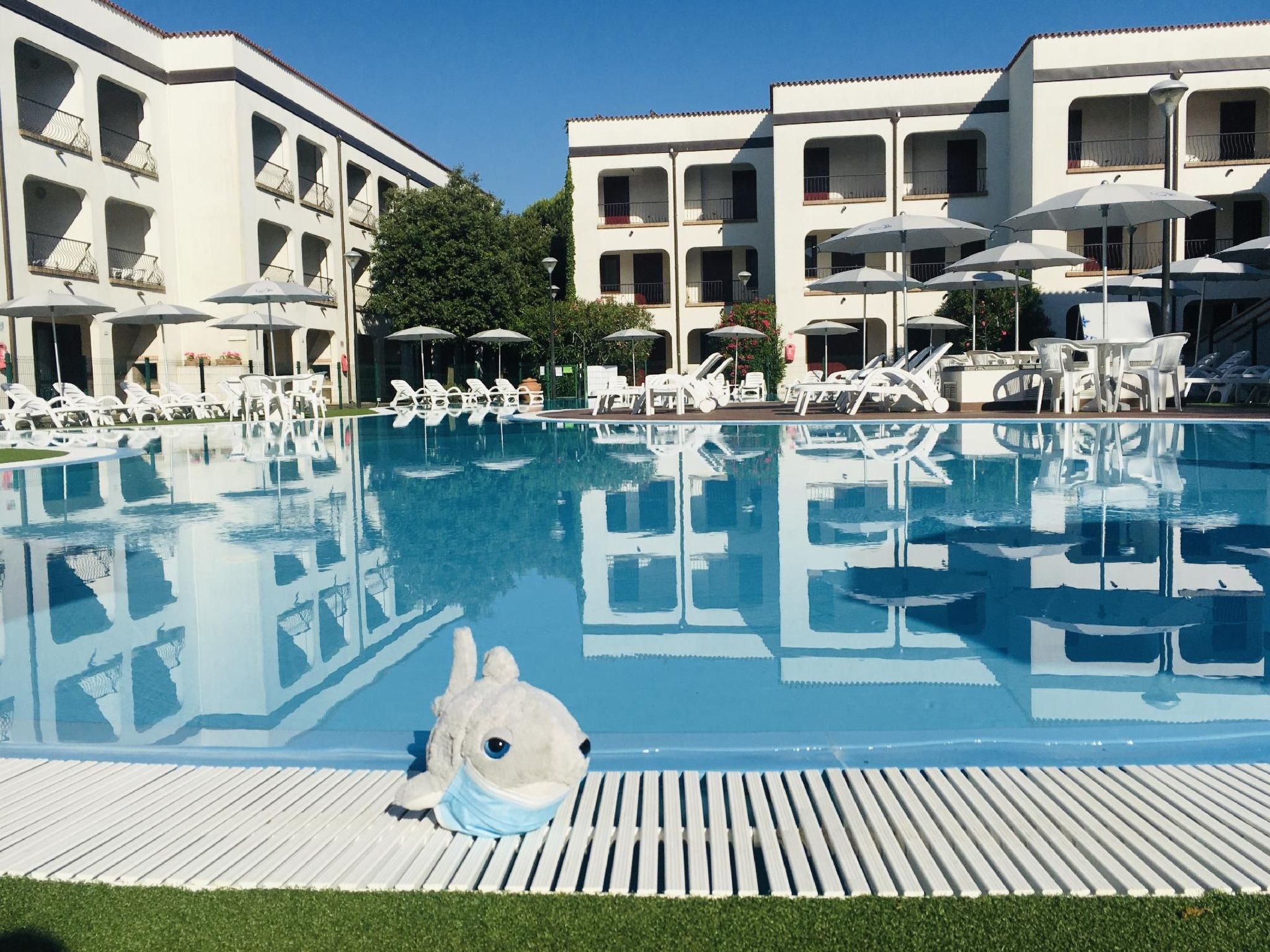 In Lido Di Spina mit Möbliertem Balkon-Buiten