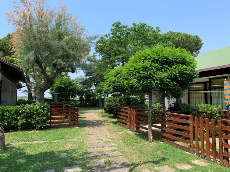 Search and Stay destination Casalborsetti, Emilia-Romagna - Italy from AU$ 184. Baby's Bungalow
