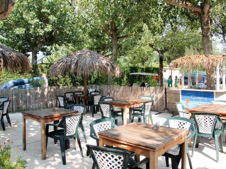 Search and Stay destination Lido di Dante, Emilia-Romagna - Italy from AU$ 271. Chalet Atlantico