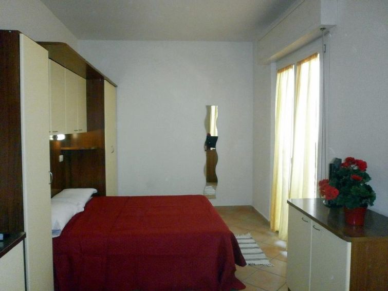 Search and Stay destination Viserba, Emilia-Romagna - Italy from AU$ 161. Carioca