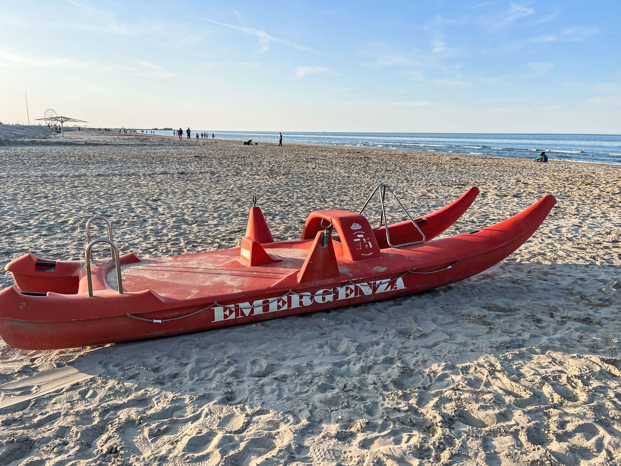 Flacher Strand und Zentrum, Privatparkplatz - Dehors