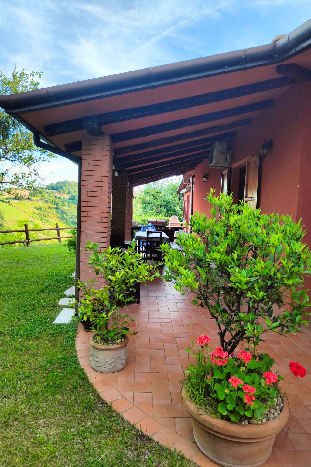 Landgut "TenutaQuarantaOlivi-Drinnen