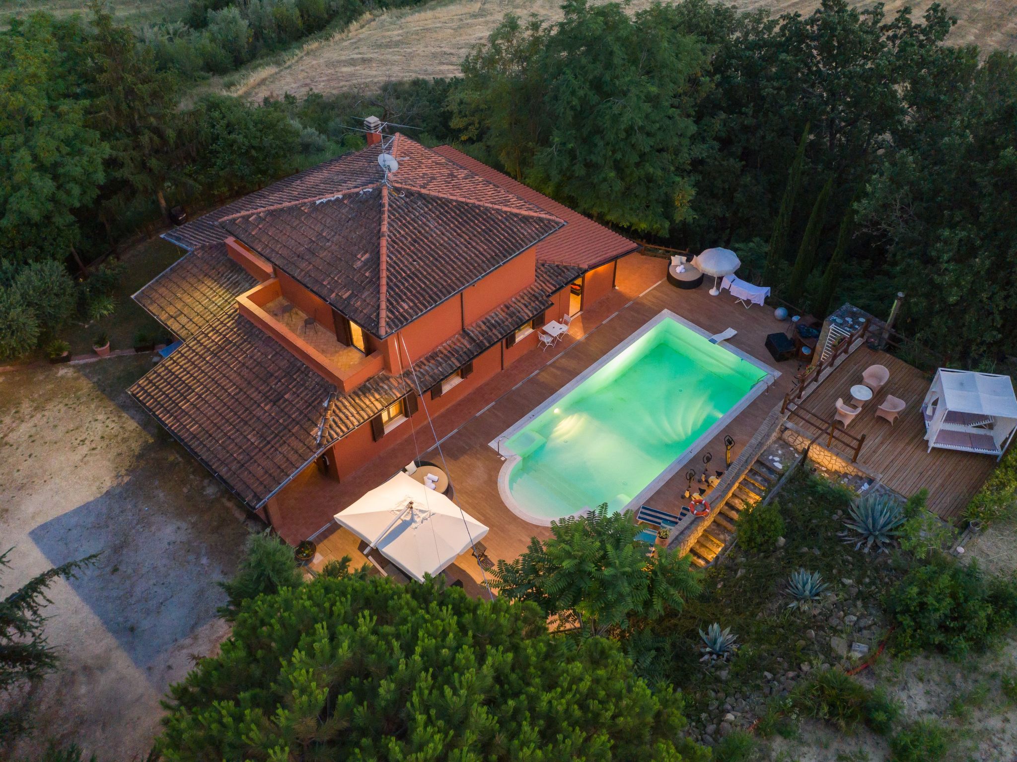 Landgut "TenutaQuarantaOlivi-Drinnen