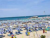 Appartement Bellavista op 20 meter van het strand in centrum Cattolica - thumbnail 5